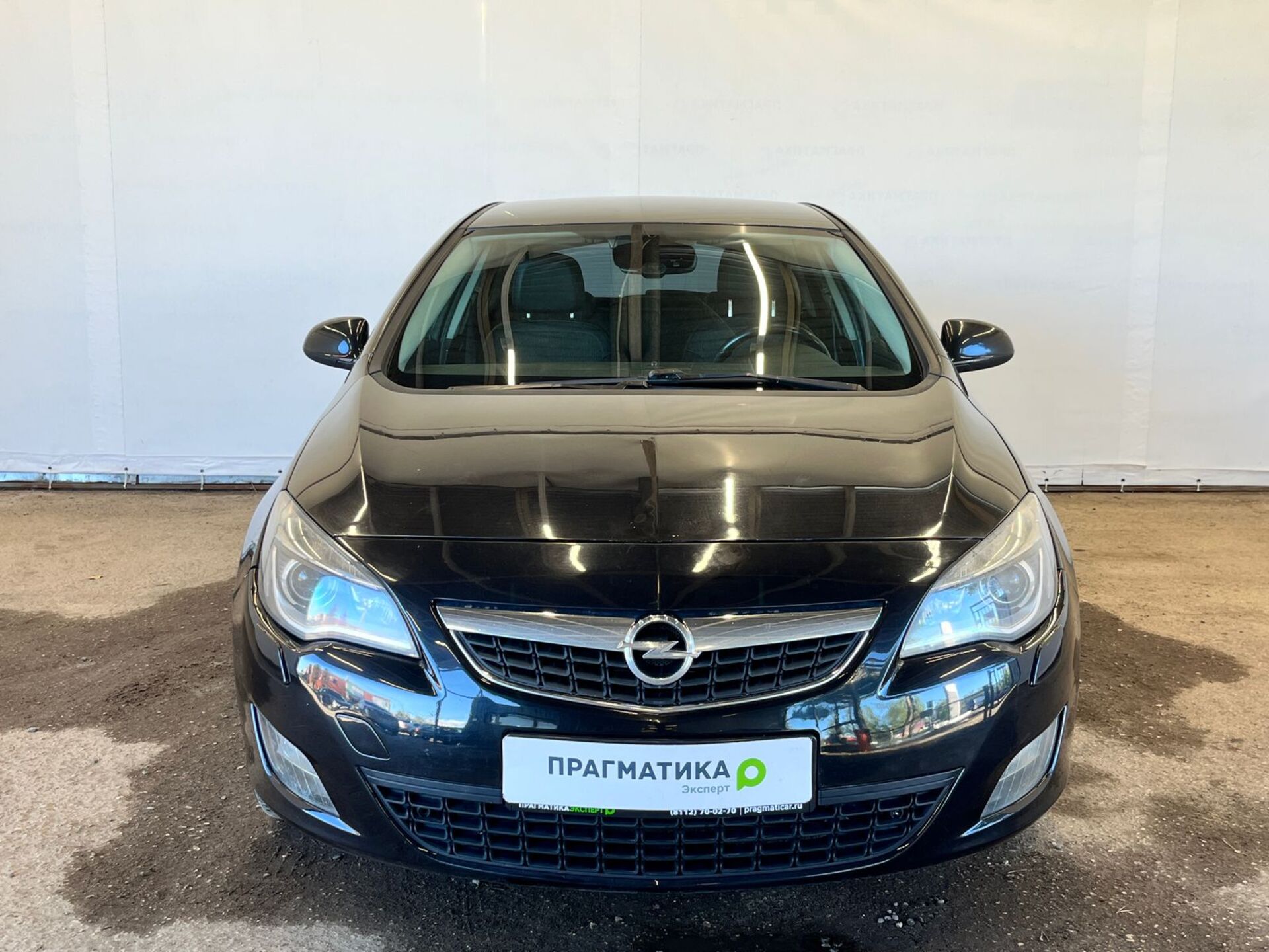 Opel Astra None 2011 г.в., 188 640 км.