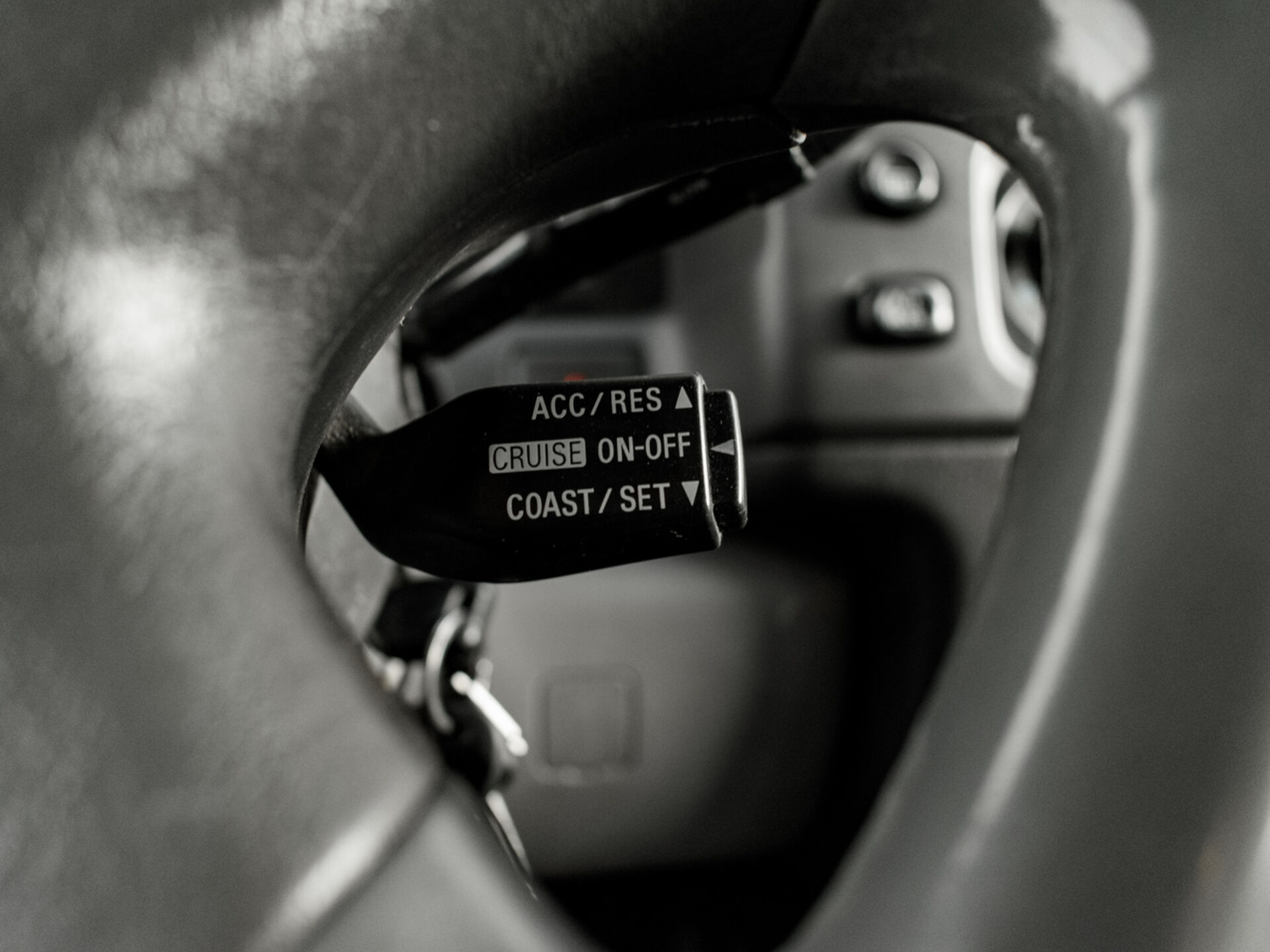 Купить Mitsubishi Montero Sport 3.0 AT (177 л.с.), 2001 в Екатеренбурге