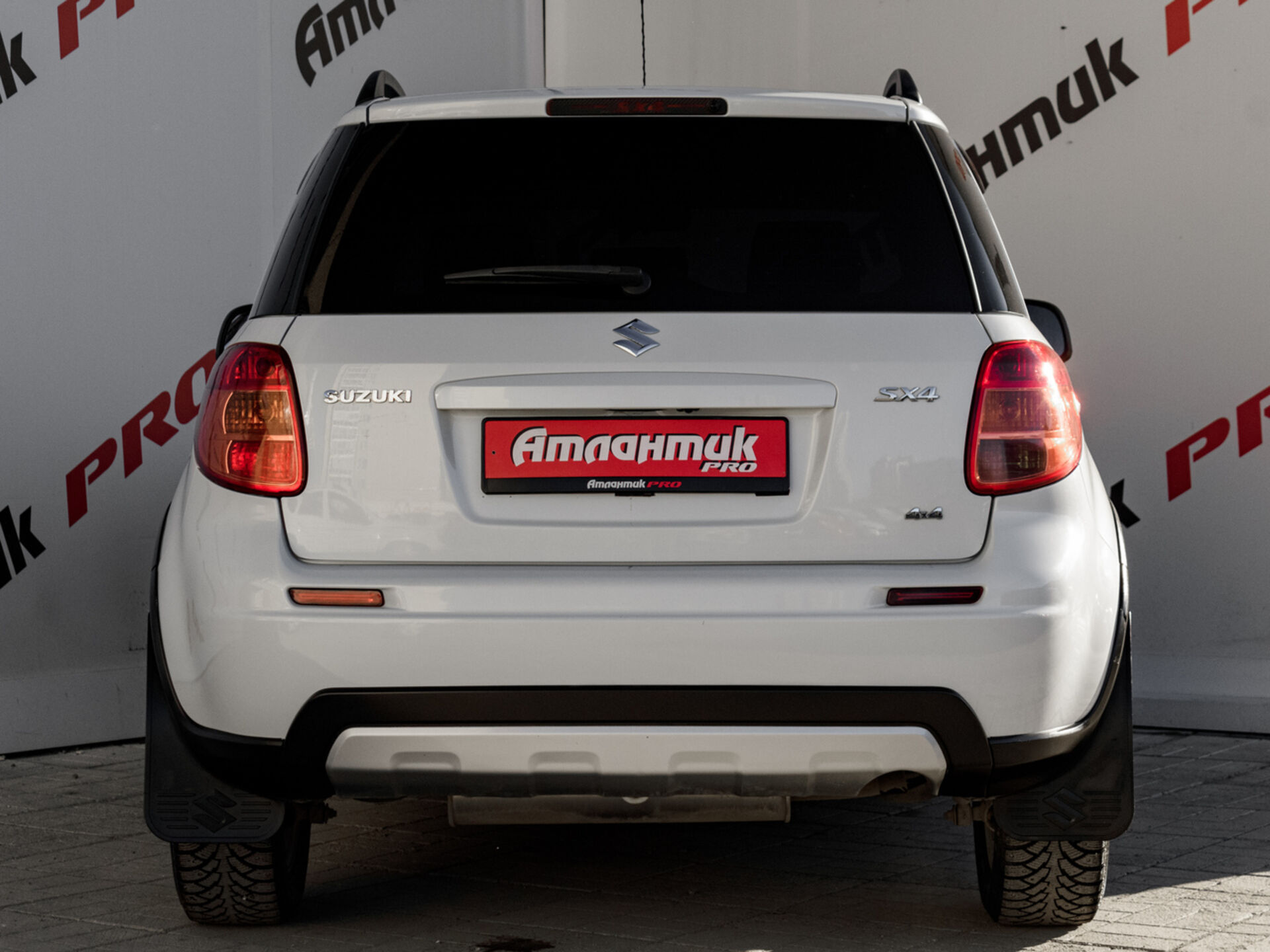 Купить Suzuki SX4 1.6 AT (112 л.с.) 4WD, 2013 в Екатеренбурге