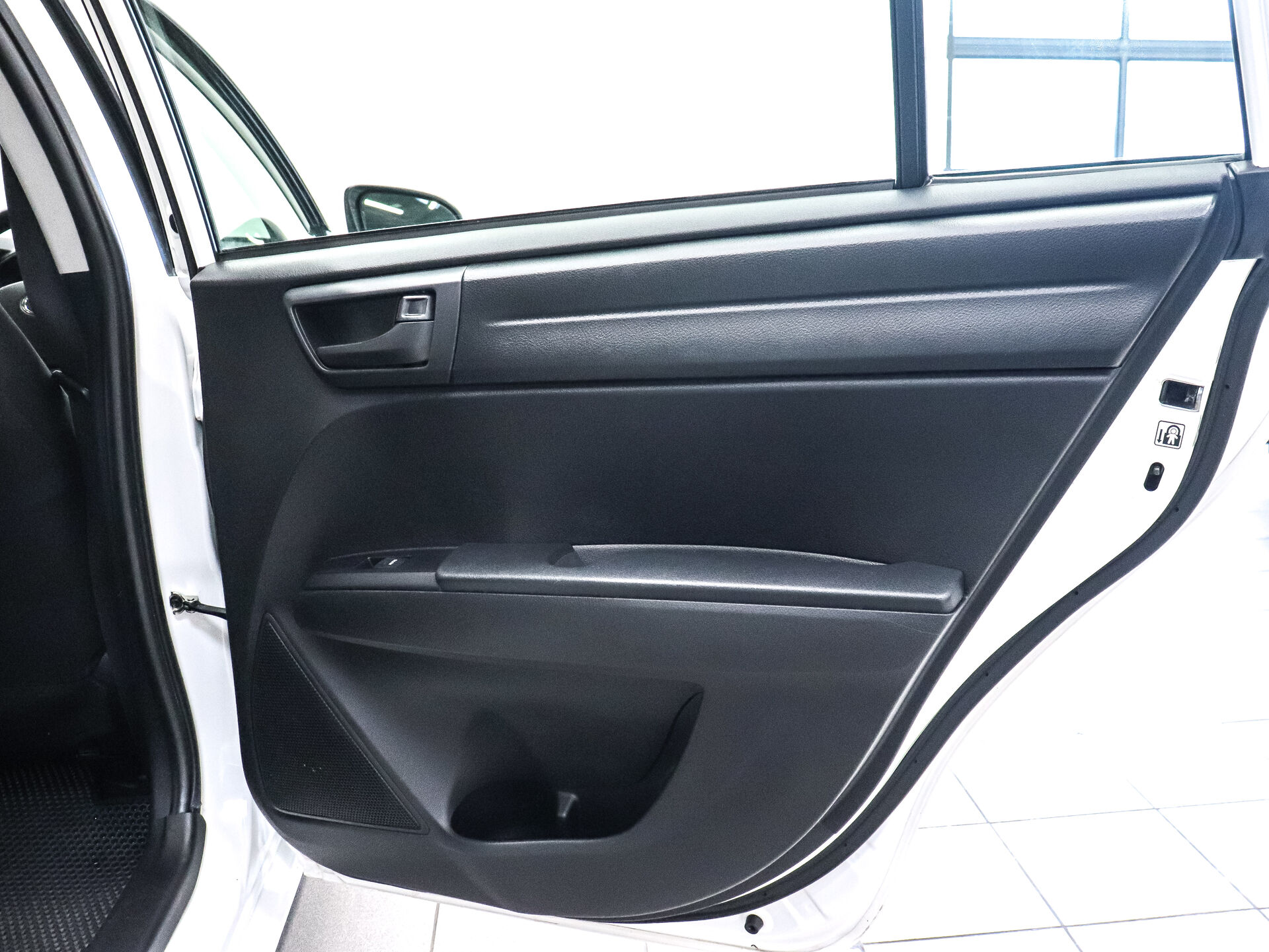 Toyota Corolla 2016 17