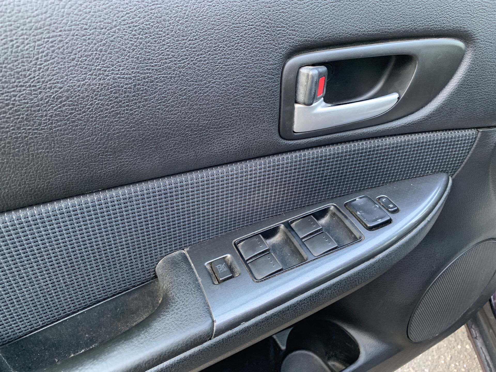 Mazda 6 None 2006 г.в., 164 093 км.