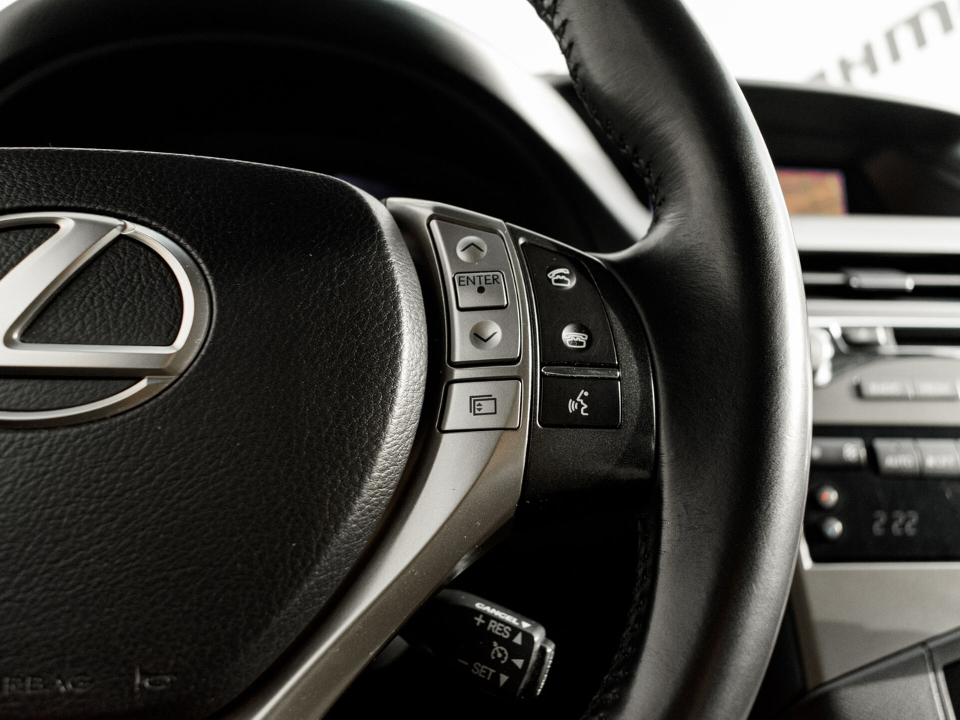 Купить Lexus RX 270 2.7 AT (188 л.с.), 2013 в Екатеренбурге