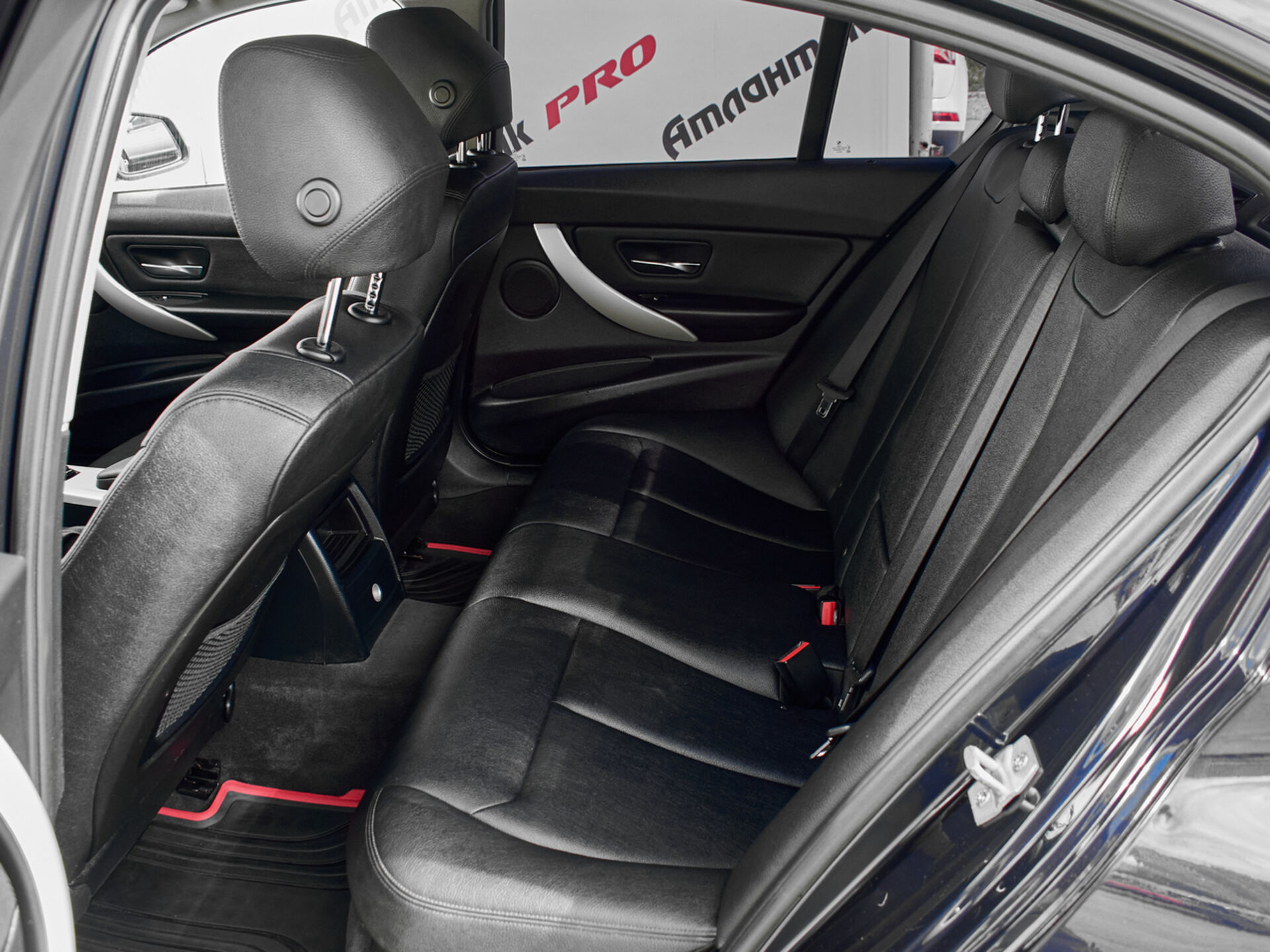 Купить BMW 3 серии 316i 1.6 AT (136 л.с.), 2014 в Екатеренбурге