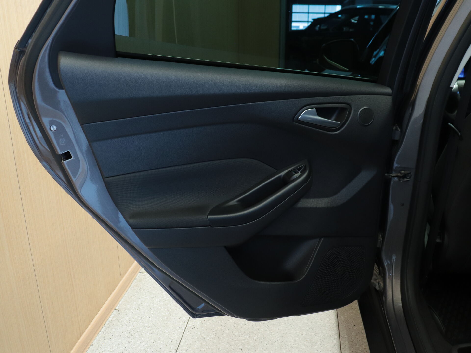 Ford Focus 2011 18