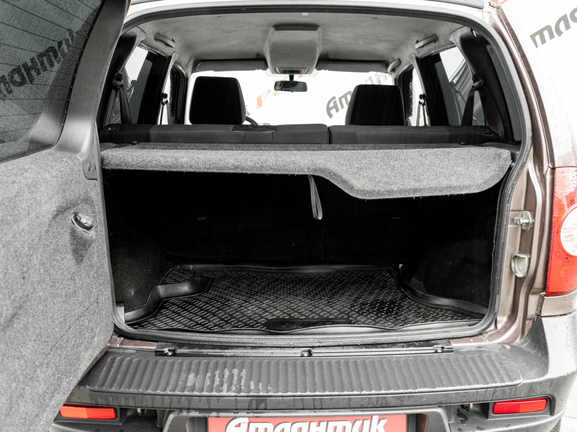 Купить Chevrolet Niva 1.7 MT (80 л.с.) 4WD, 2018 в Екатеренбурге