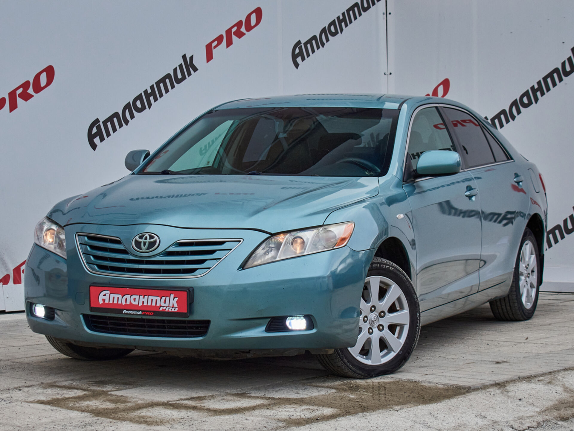 Купить Toyota Camry 2.4 AT (167 л.с.), 2008 в Екатеренбурге