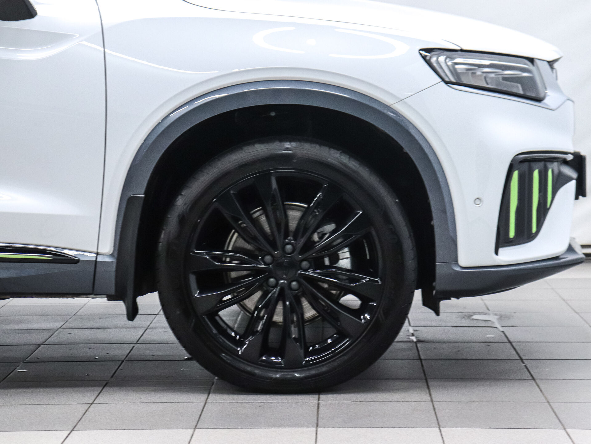 Geely Tugella 2023 30