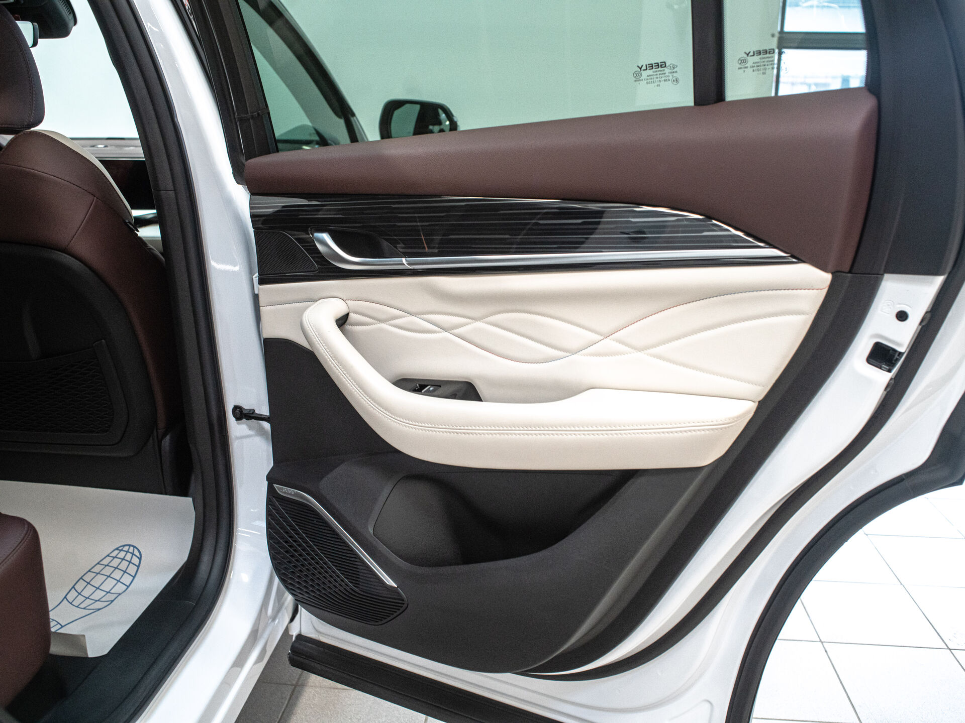 Geely Monjaro 2023 29