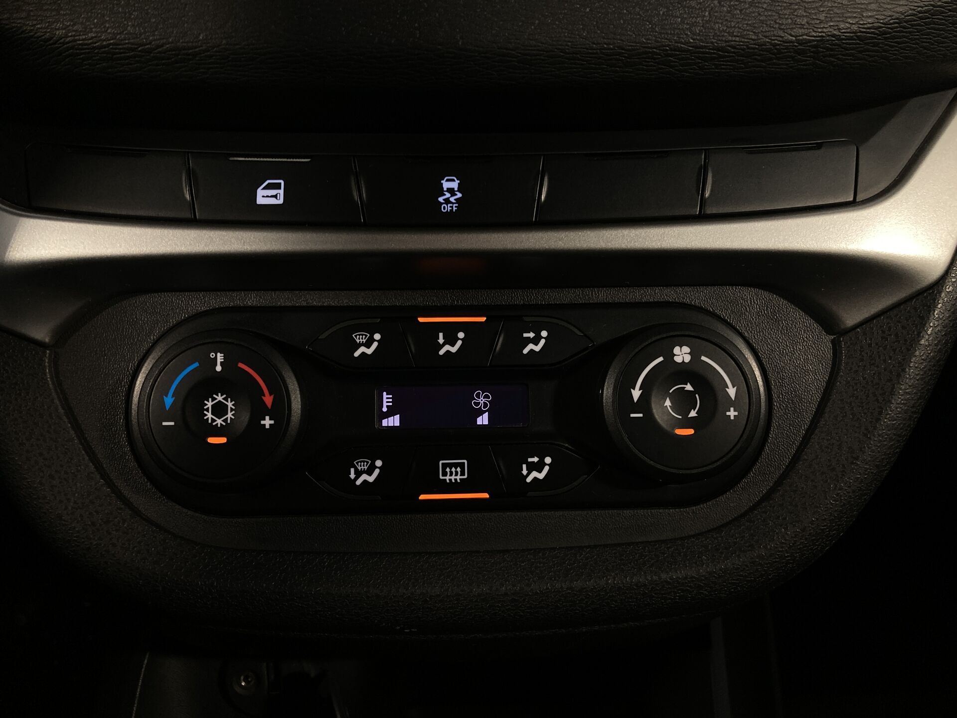 Lada Vesta None 2021 г.в., 95 000 км.