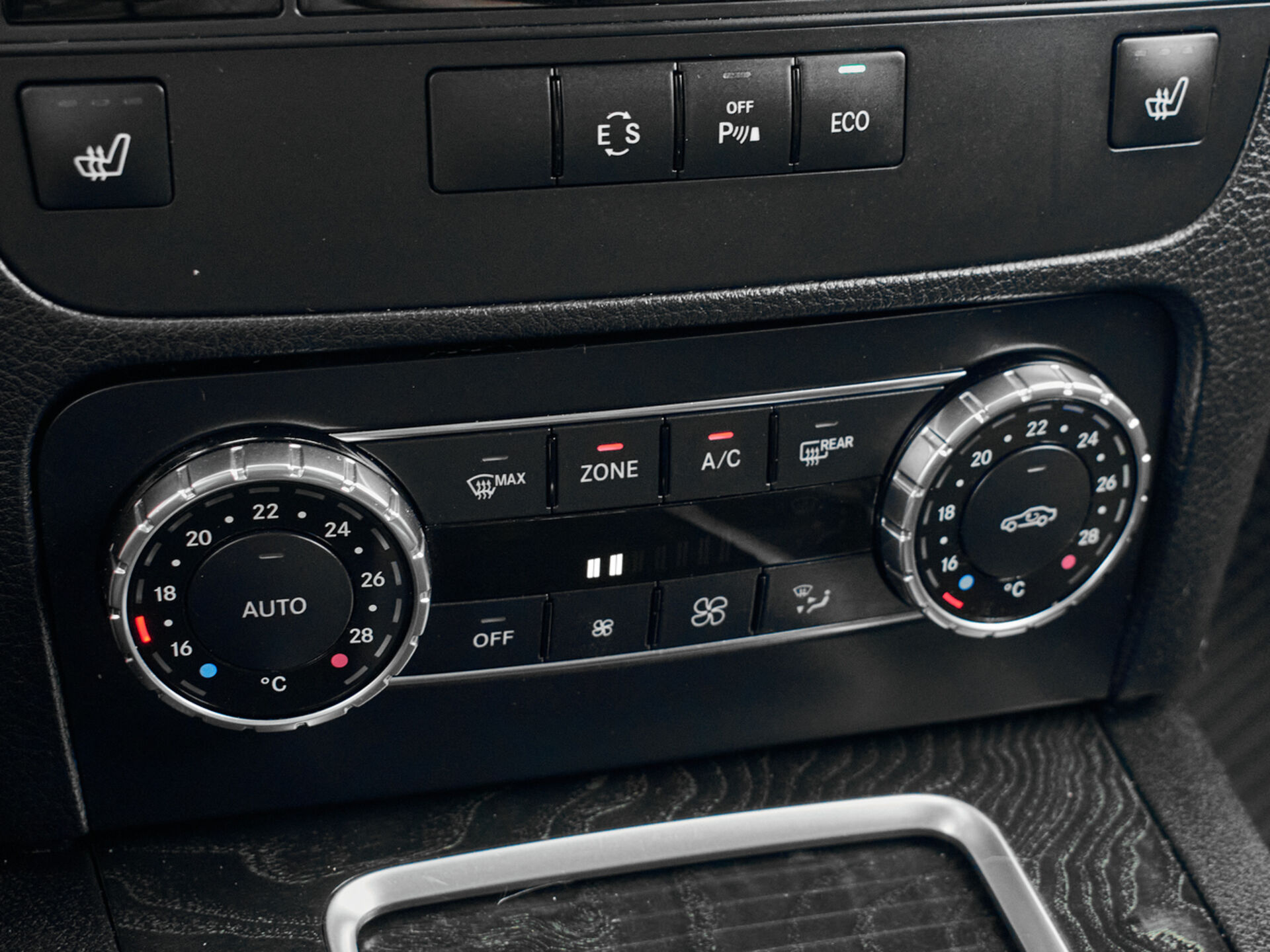 Купить Mercedes-Benz GLK-Класс 250 2.0 AT (211 л.с.) 4WD, 2013 в Екатеренбурге