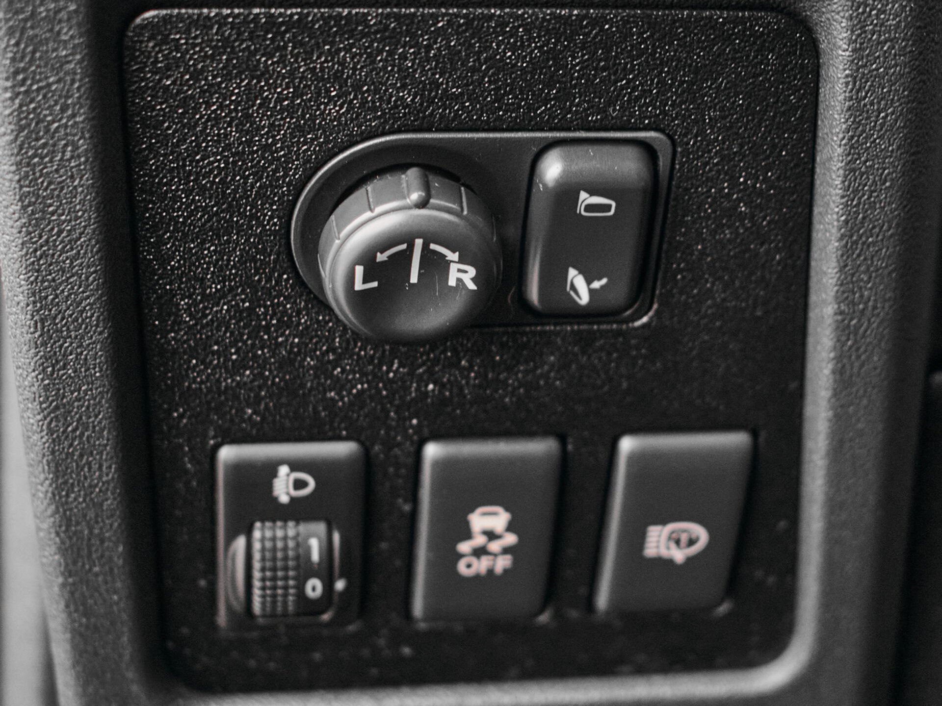 Купить Nissan Qashqai 2.0 MT (141 л.с.), 2010 в Екатеренбурге