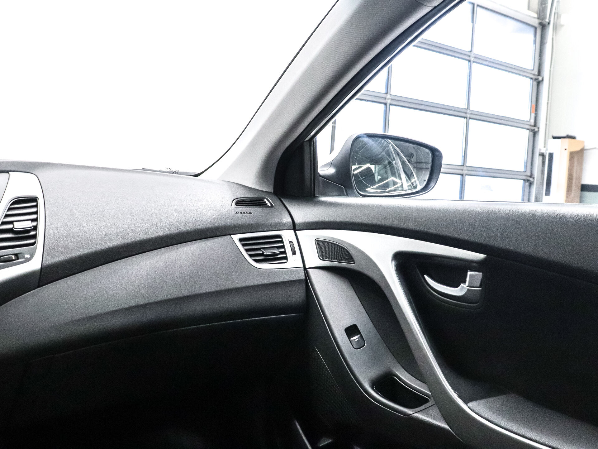 Hyundai Elantra 2013 18