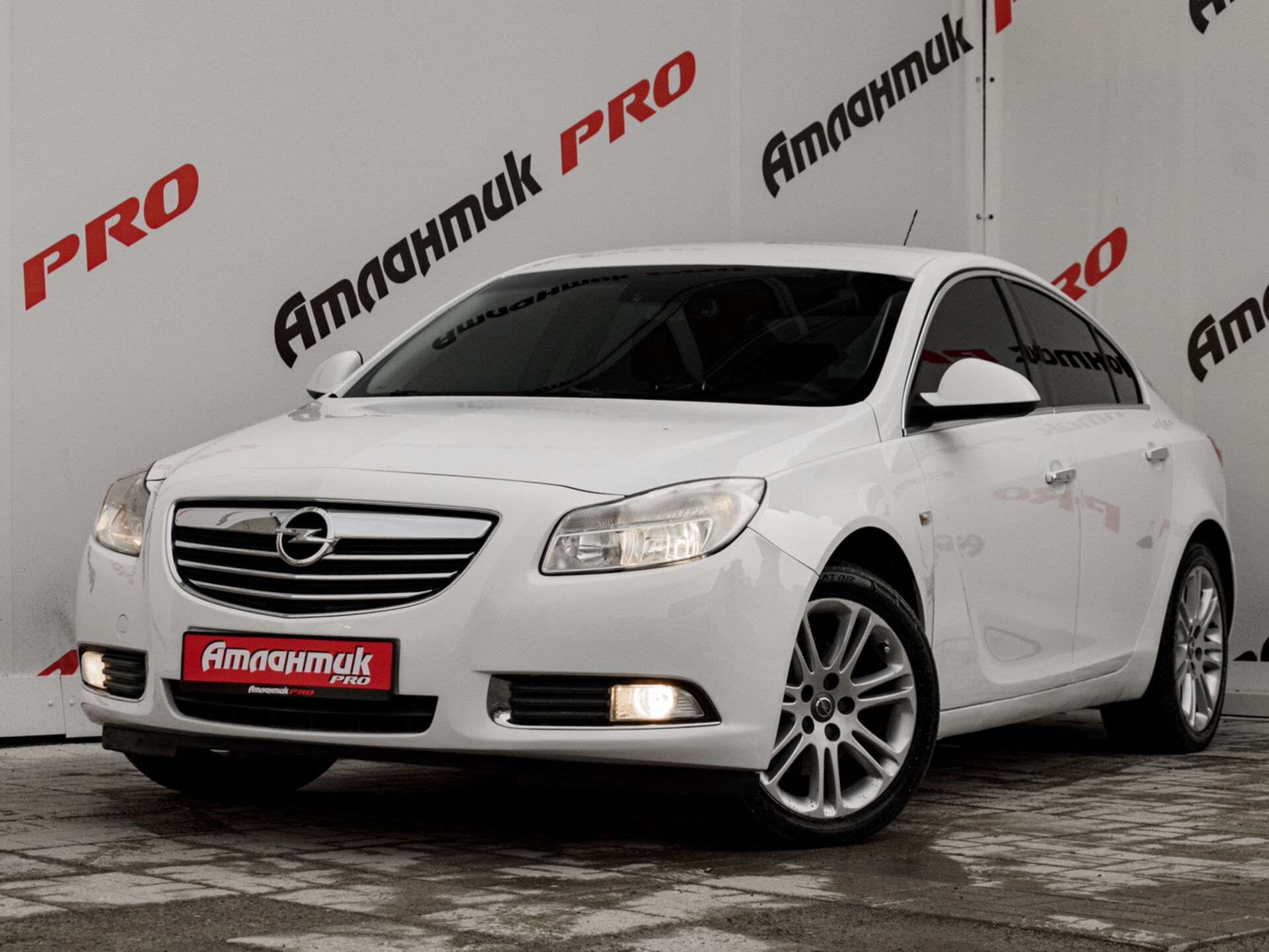 Купить Opel Insignia 2.0 AT (249 л.с.) 4WD, 2013 в Екатеренбурге