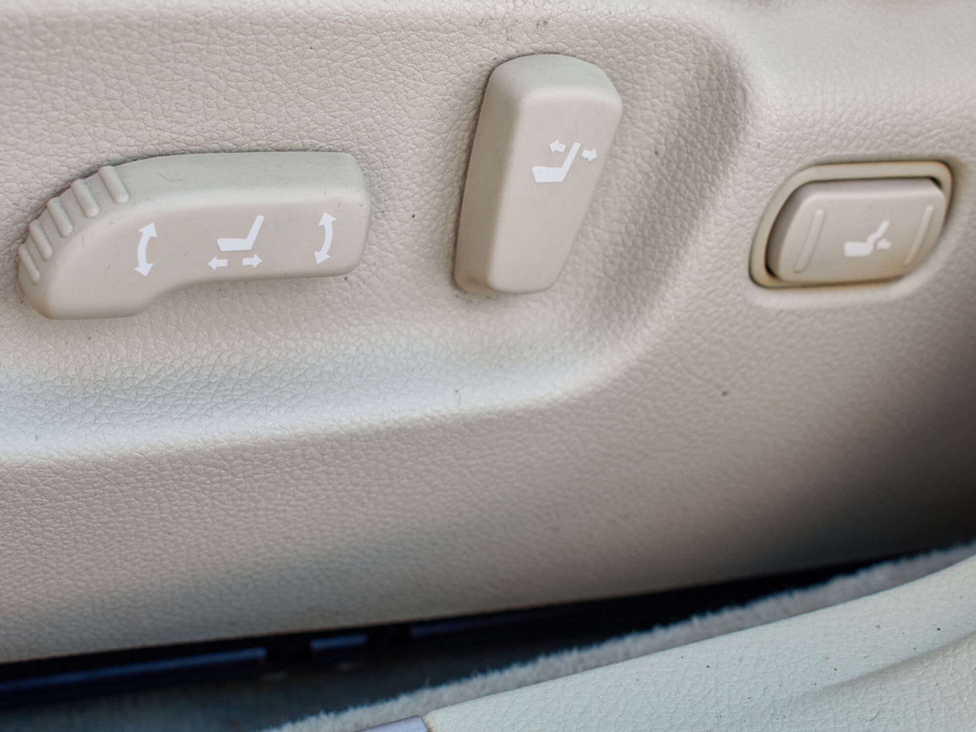 Купить Infiniti M M35 3.5 AT (280 л.с.) 4WD, 2006 в Екатеренбурге
