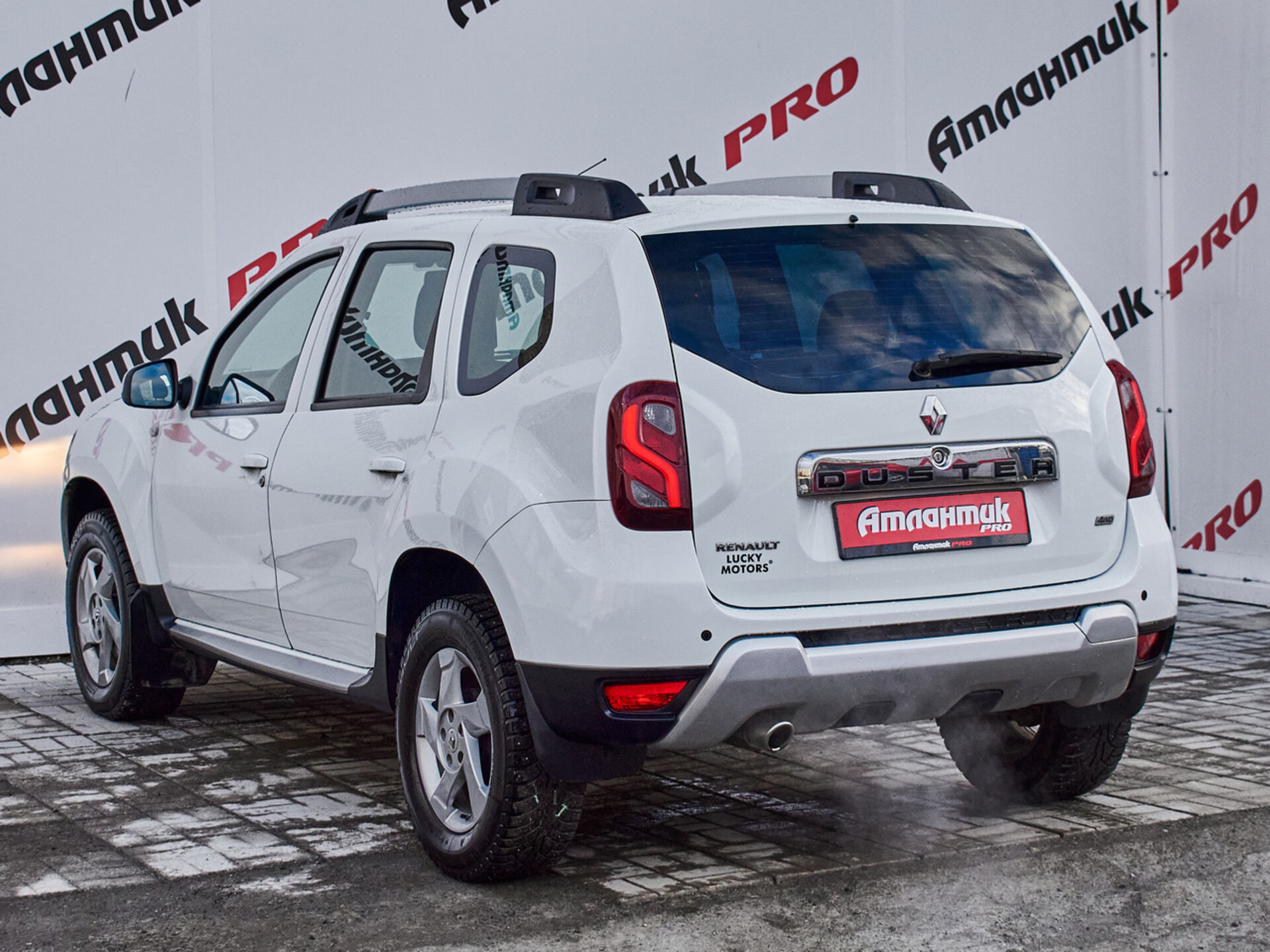 Купить Renault Duster 2.0 MT (143 л.с.) 4WD, 2017 в Екатеренбурге