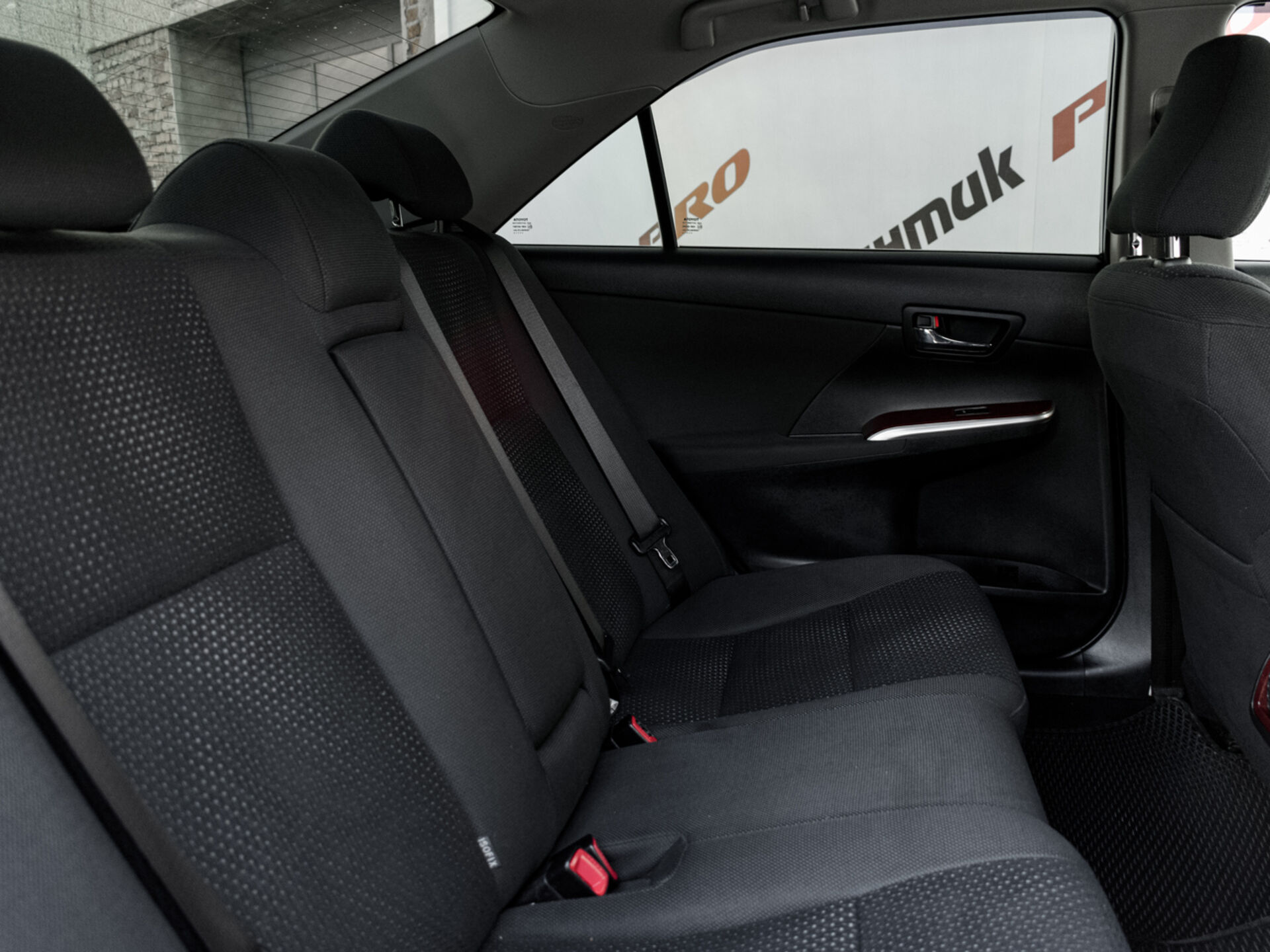 Купить Toyota Camry 2.5 AT (181 л.с.), 2013 в Екатеренбурге