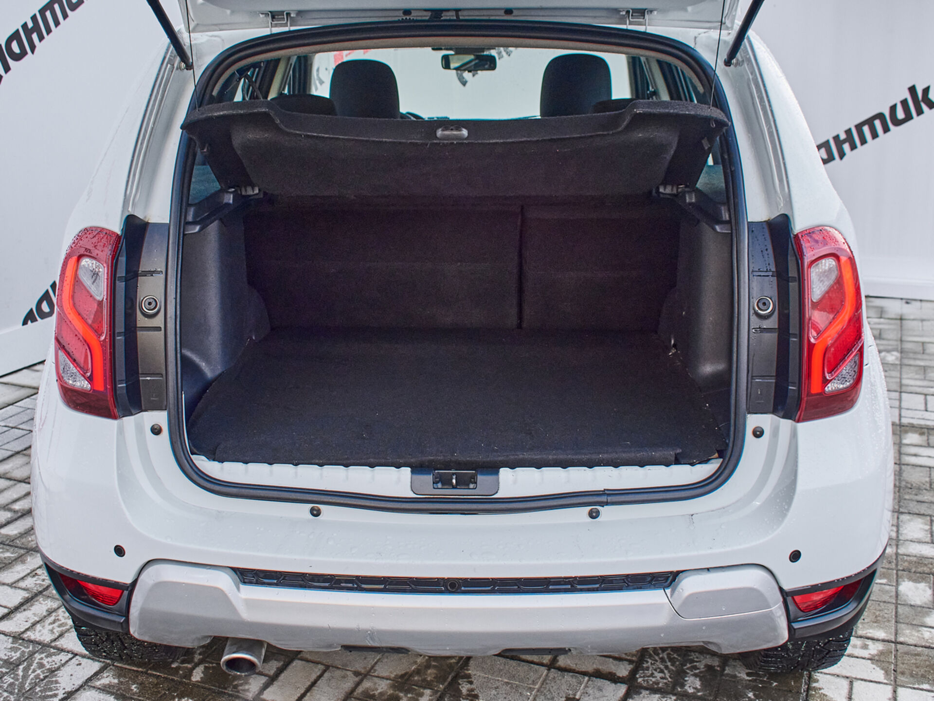 Купить Renault Duster 2.0 MT (143 л.с.) 4WD, 2017 в Екатеренбурге