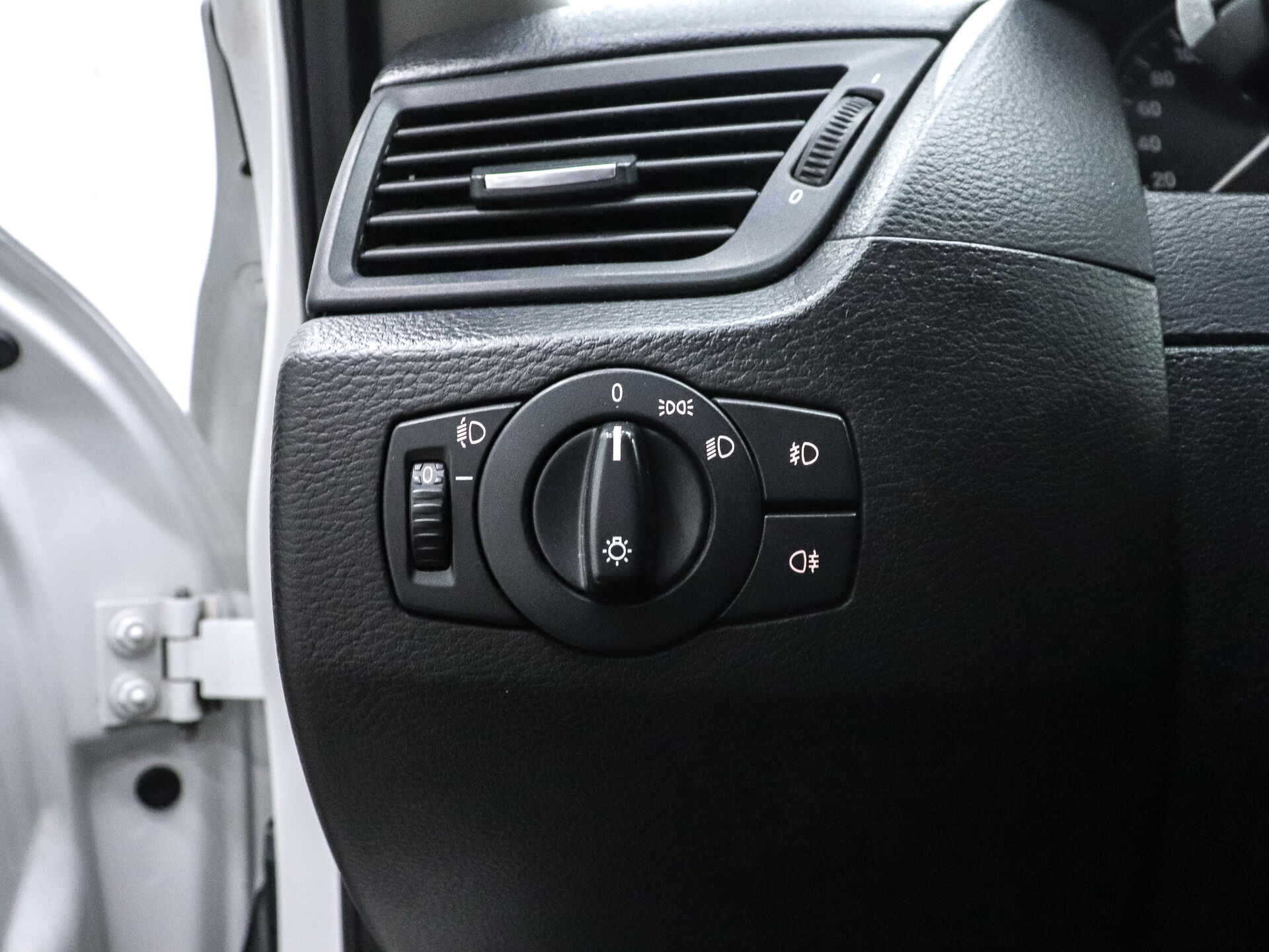 BMW X1 2011 10