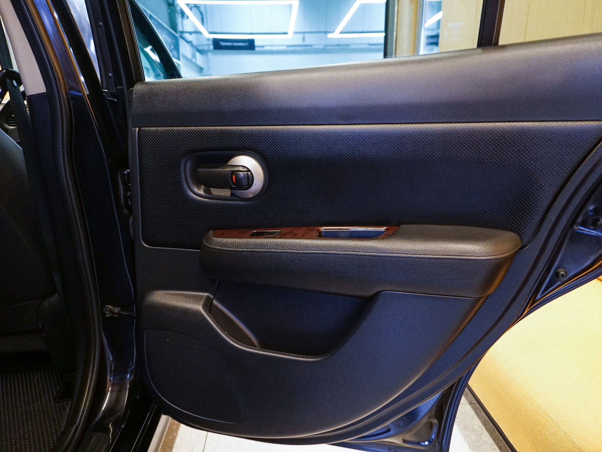 Nissan Tiida 2009 18