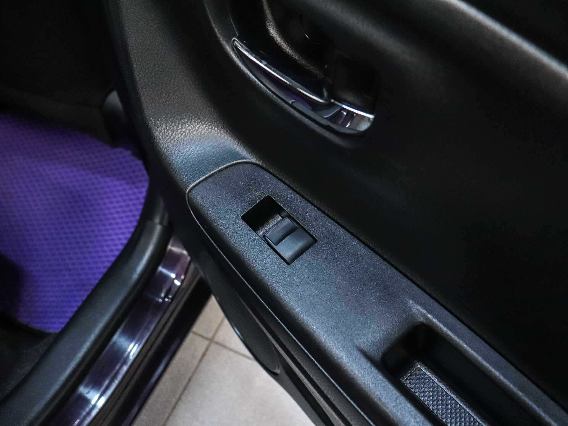 Toyota Vitz 2016 17