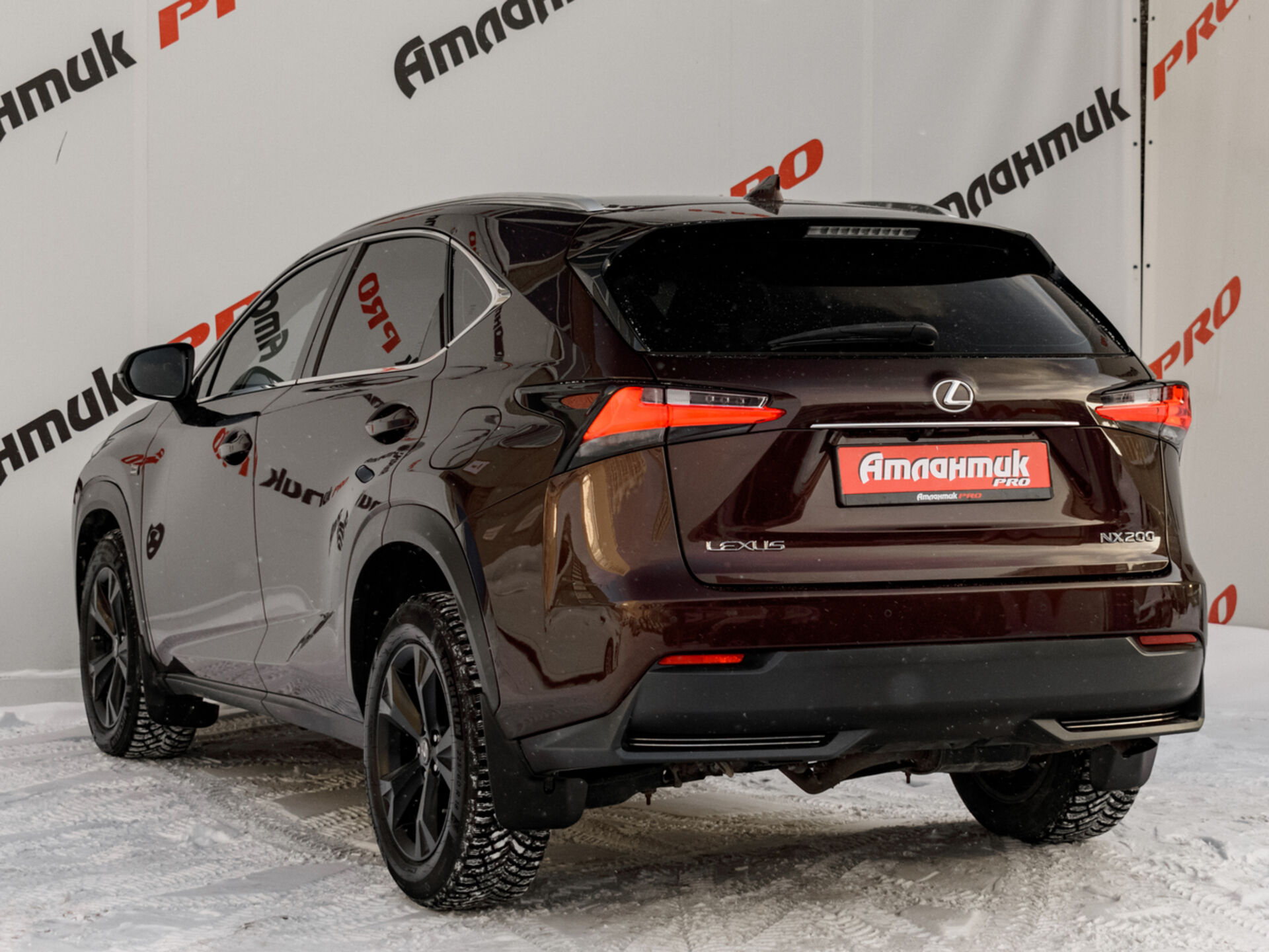 Купить Lexus NX 200 2.0 CVT (150 л.с.), 2017 в Екатеренбурге