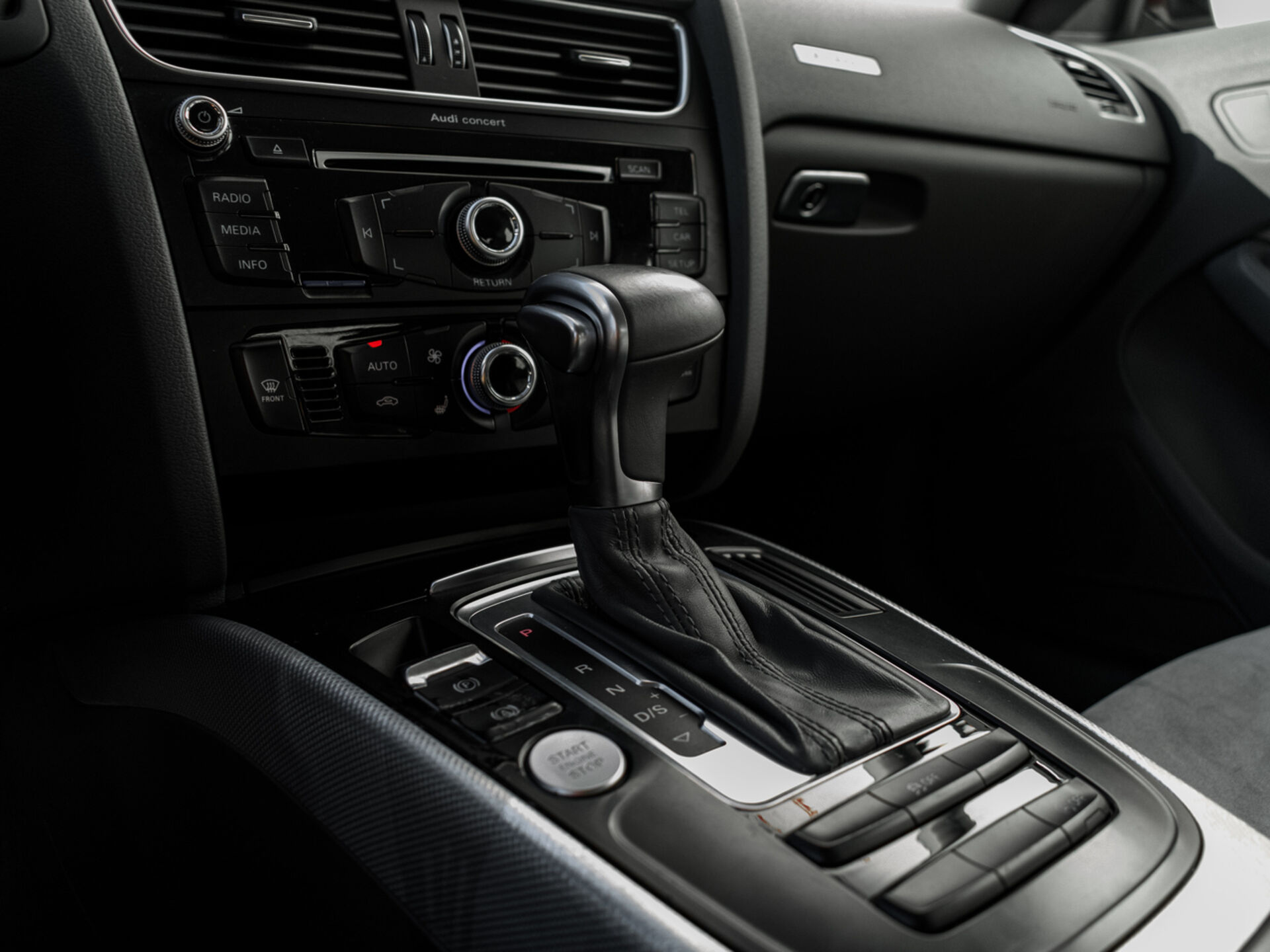 Купить Audi A5 2.0 AMT (225 л.с.) 4WD, 2013 в Екатеренбурге