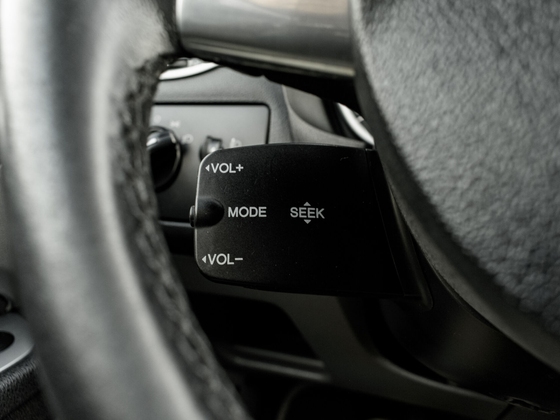 Купить Ford Focus 1.6 MT (100 л.с.), 2011 в Екатеренбурге