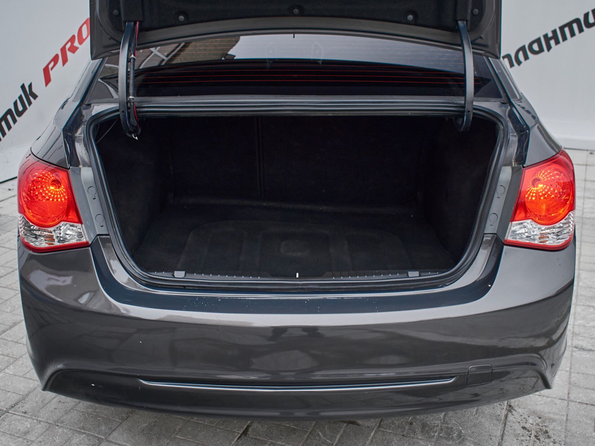 Купить Chevrolet Cruze 1.6 MT (109 л.с.), 2013 в Екатеренбурге