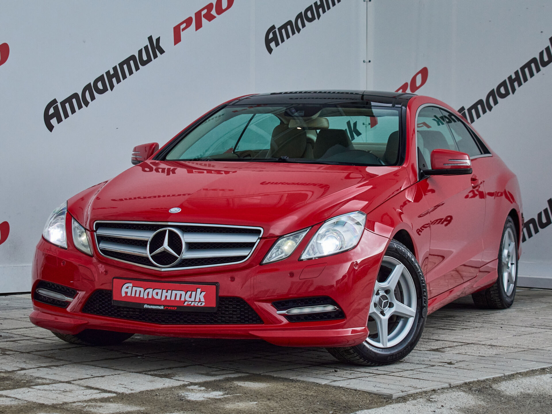 Купить Mercedes-Benz E-Класс 200 7G-Tronic 1.8 AT (184 л.с.), 2012 в Екатеренбурге