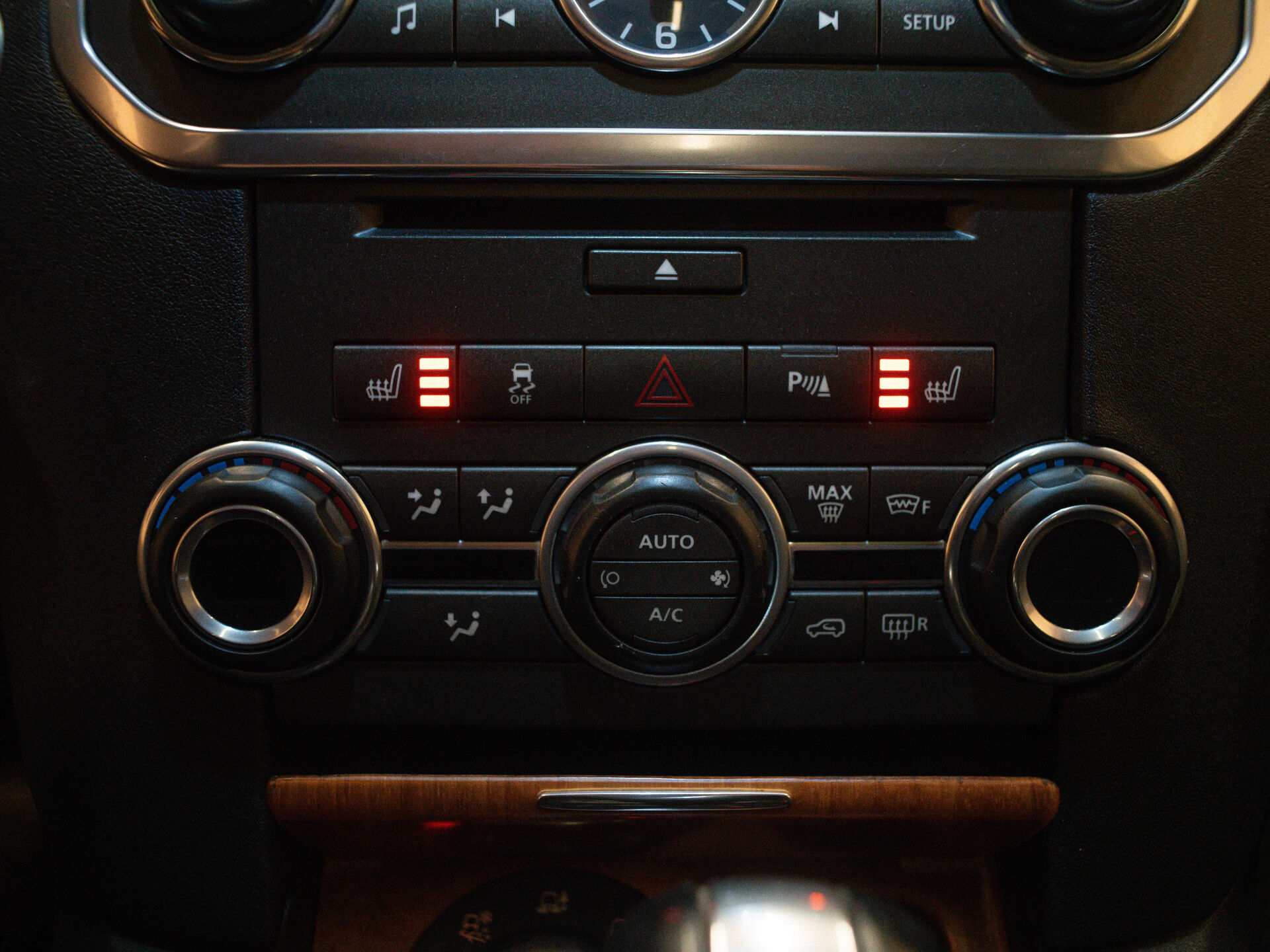 Land Rover Discovery 2012 23