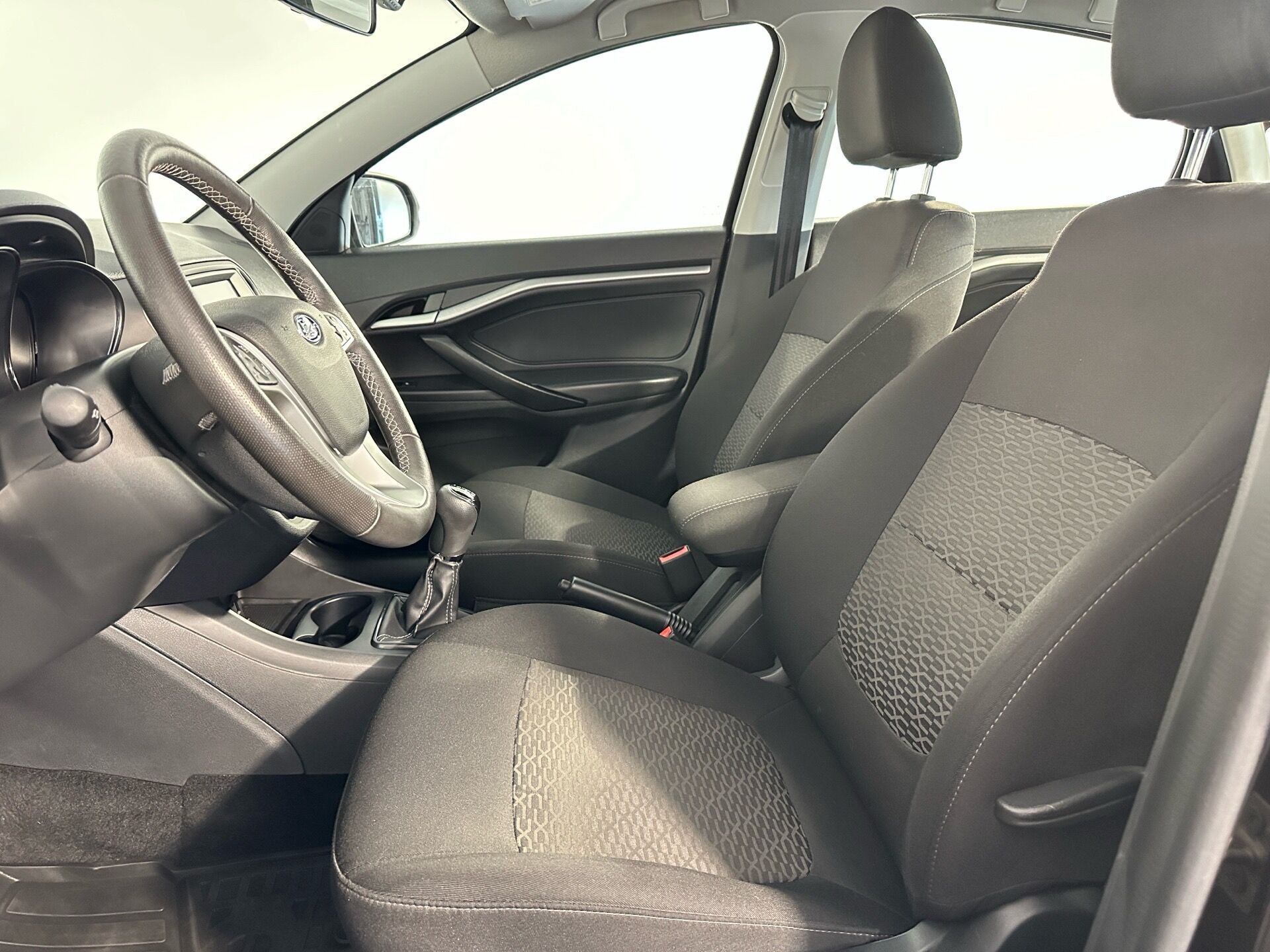 Lada Vesta None 2022 г.в., 50 500 км.