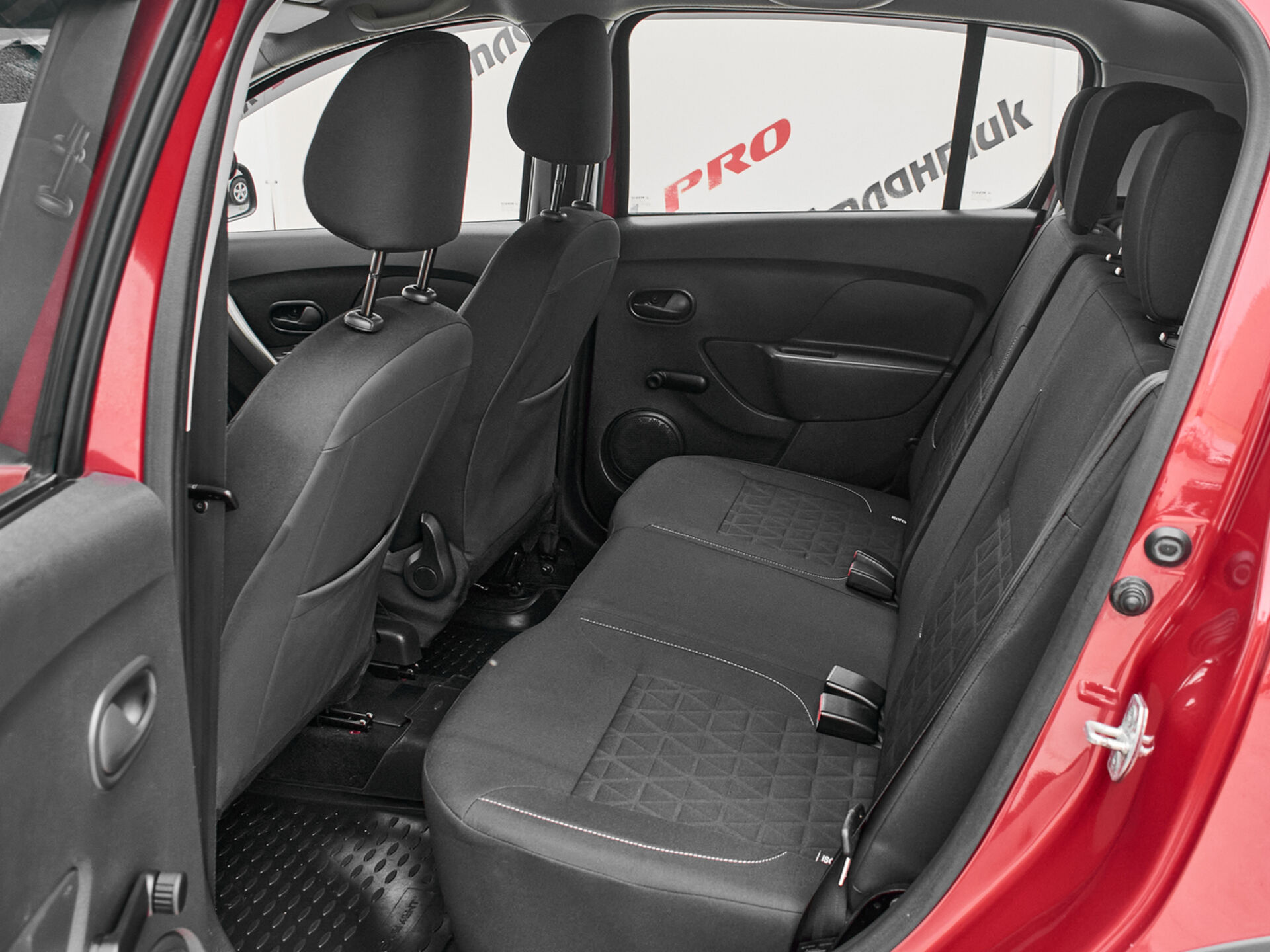 Купить Renault Sandero Stepway 1.6 MT (113 л.с.), 2018 в Екатеренбурге