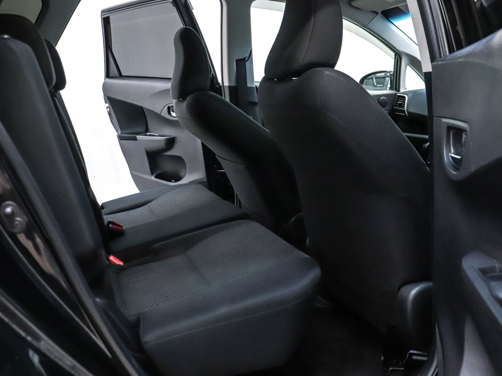 Toyota Ractis 2016 16