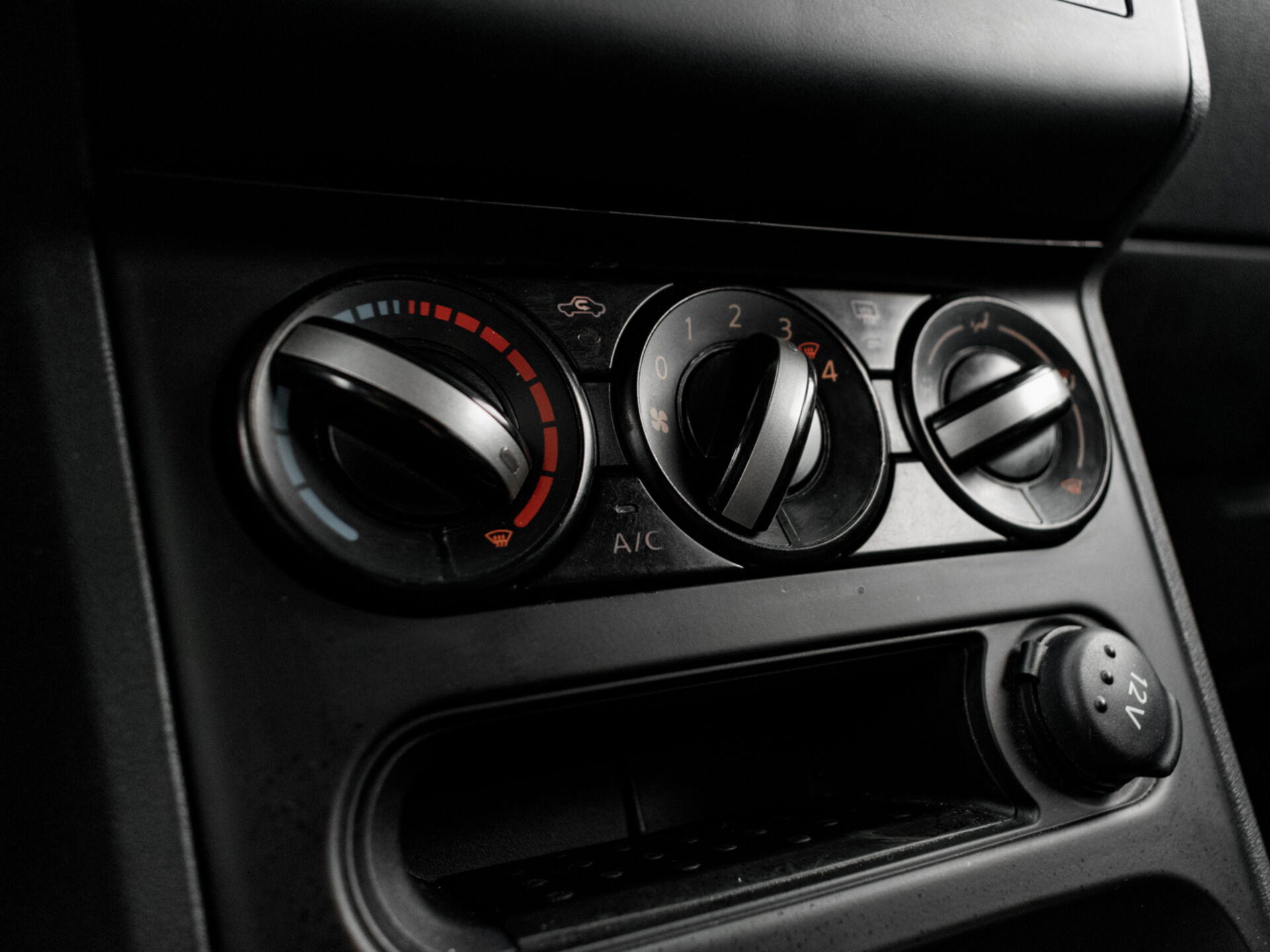 Купить Nissan Qashqai 2.0 MT (141 л.с.) 4WD, 2013 в Екатеренбурге