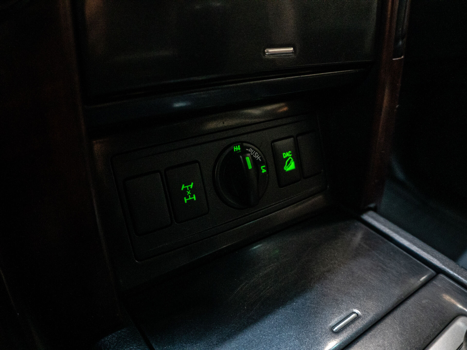 Toyota Land Cruiser Prado 2015 17