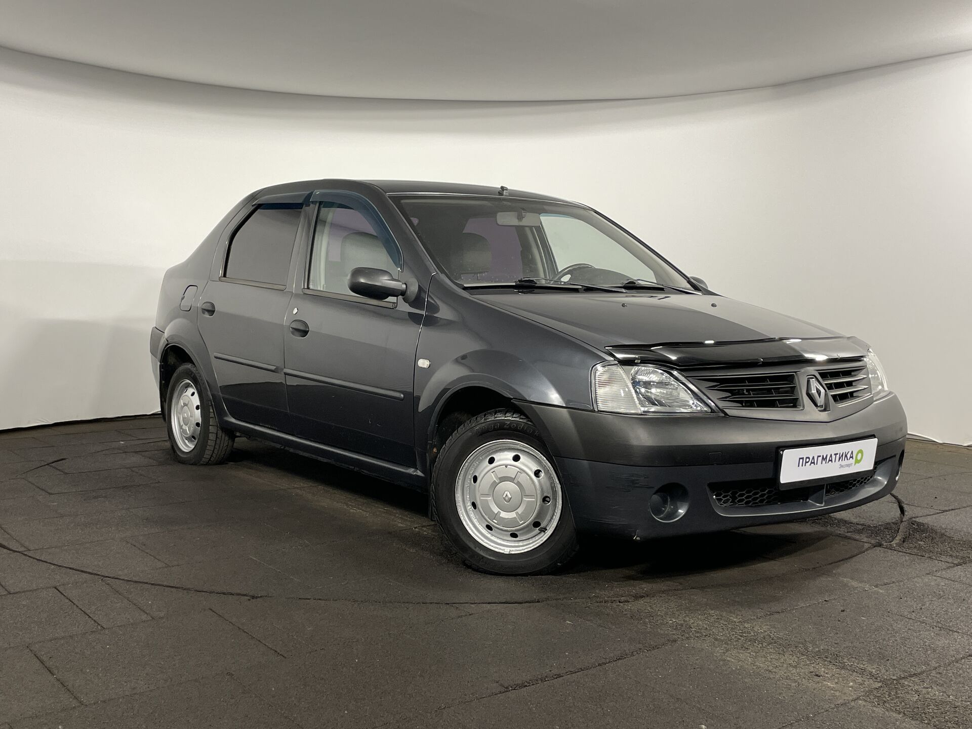 Renault Logan None 2009 г.в., 355 380 км.
