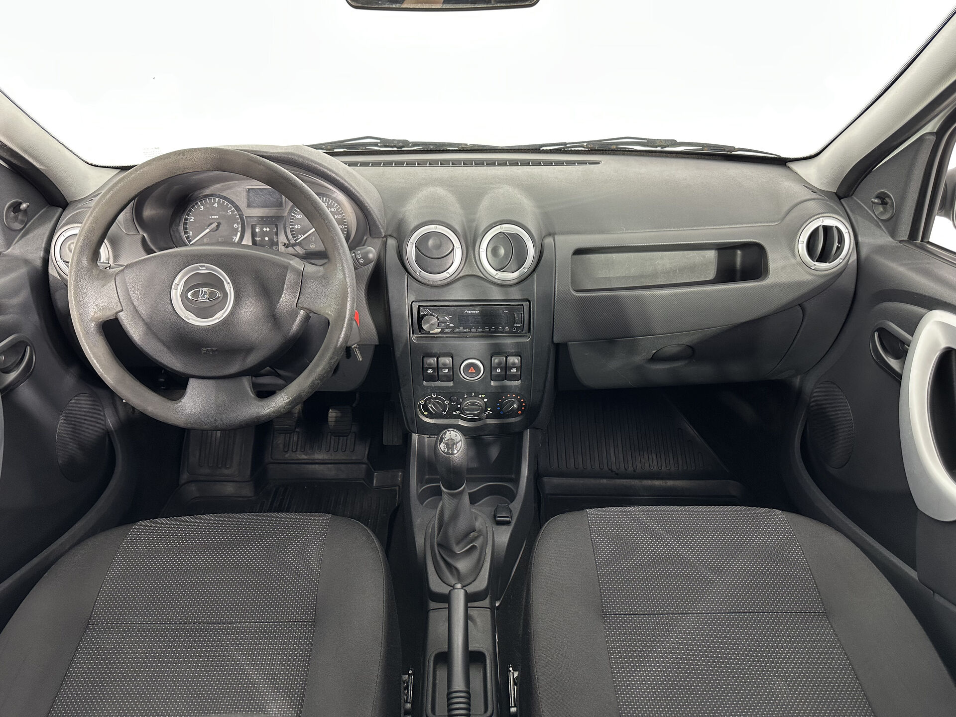 Lada Largus Norma Climate (5 мест) (2015-2019) 2019 г.в., 165 000 км.