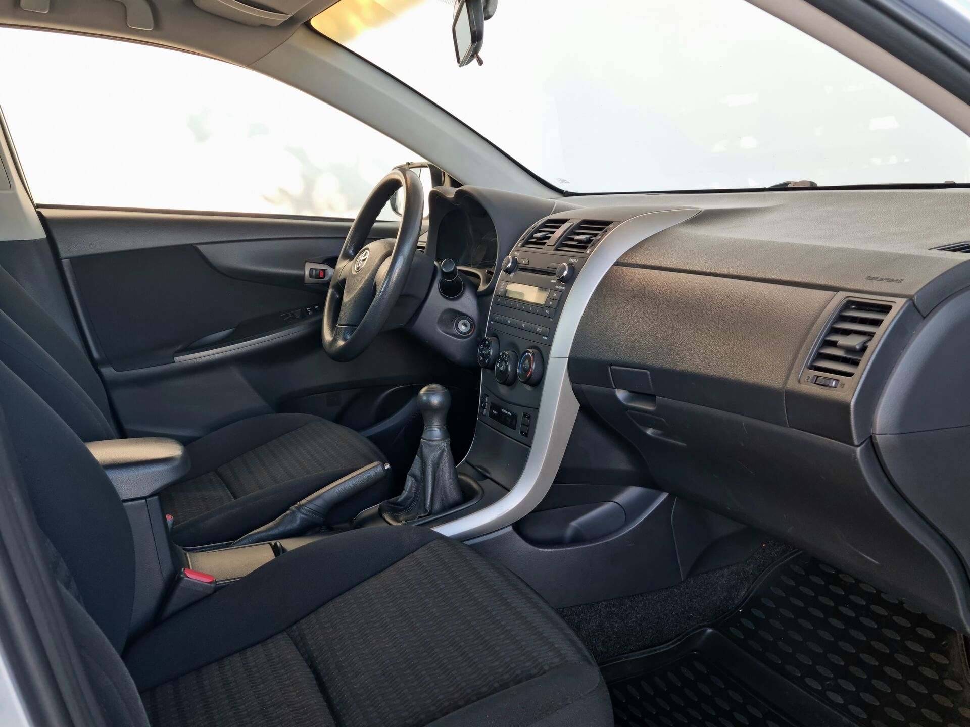 Toyota Corolla Комфорт 2007 г.в., 229 507 км.