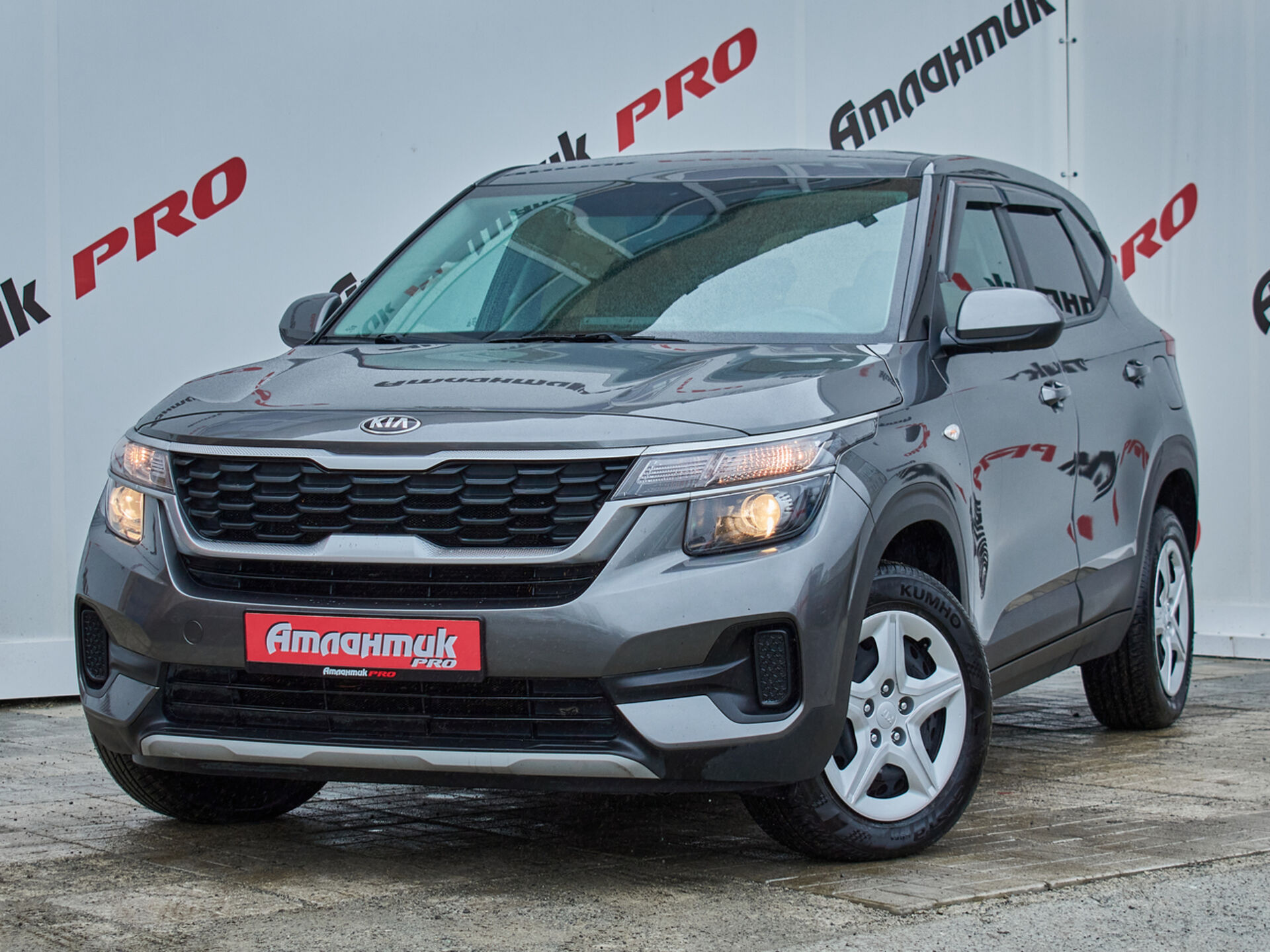 Купить Kia Seltos 1.6 AT (123 л.с.), 2020 в Екатеренбурге