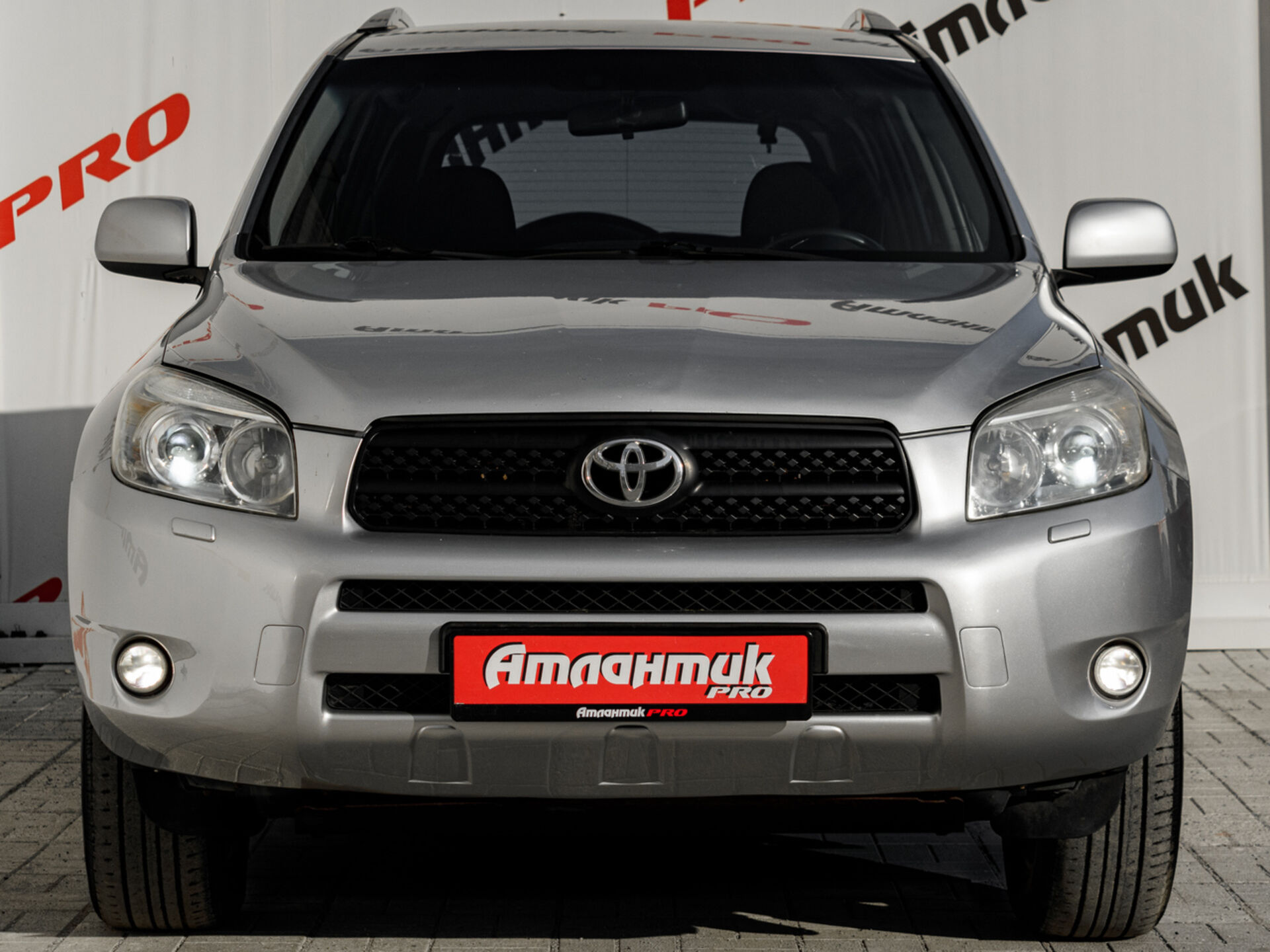 Купить Toyota RAV4 2.0 MT (152 л.с.) 4WD, 2006 в Екатеренбурге