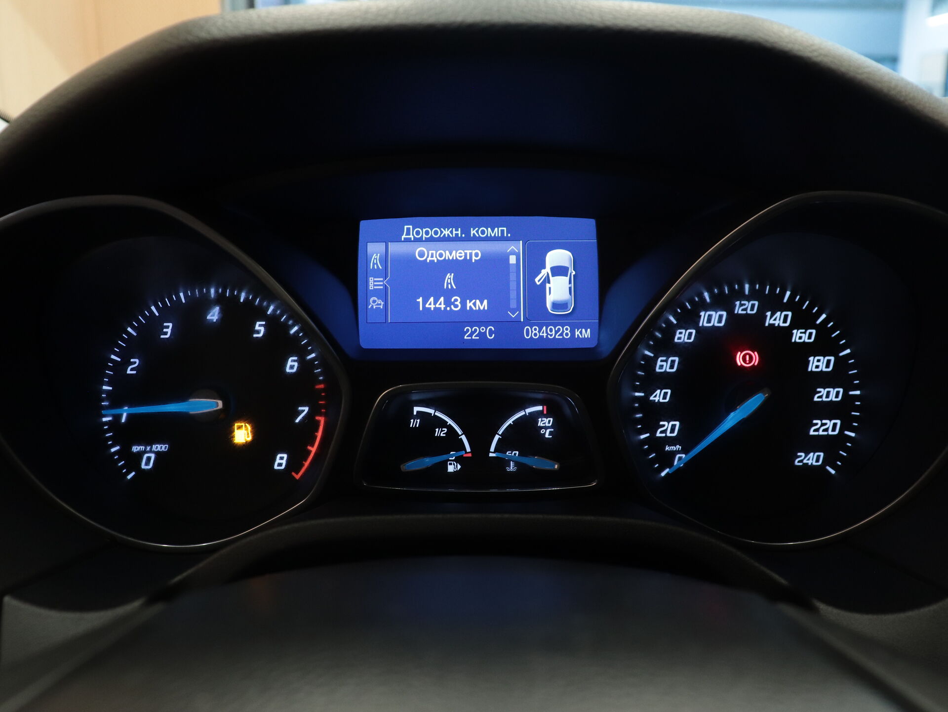 Ford Focus 2011 10