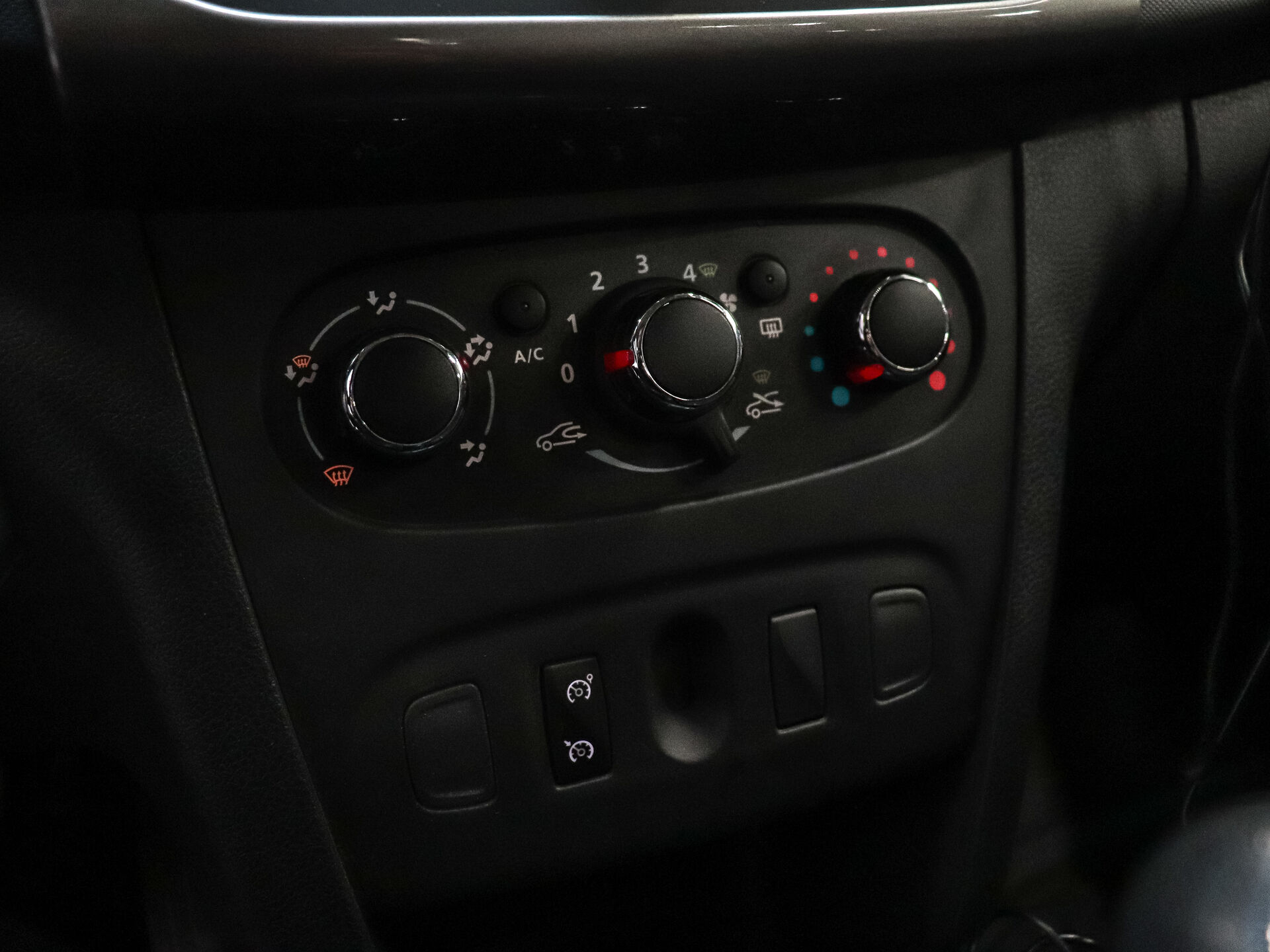 Renault Sandero 2019 13