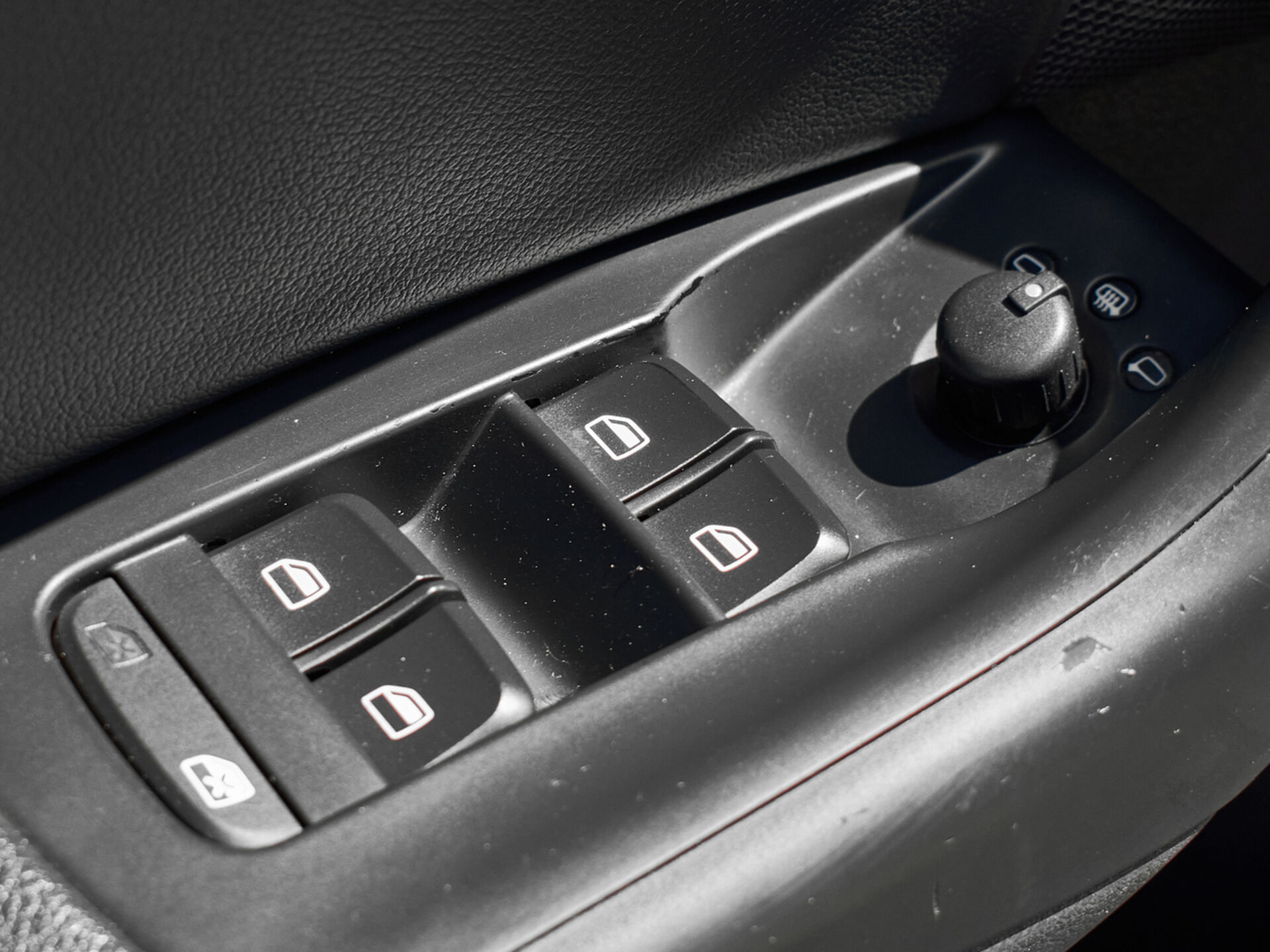 Купить Audi Q3 2.0 AMT (170 л.с.) 4WD, 2012 в Екатеренбурге