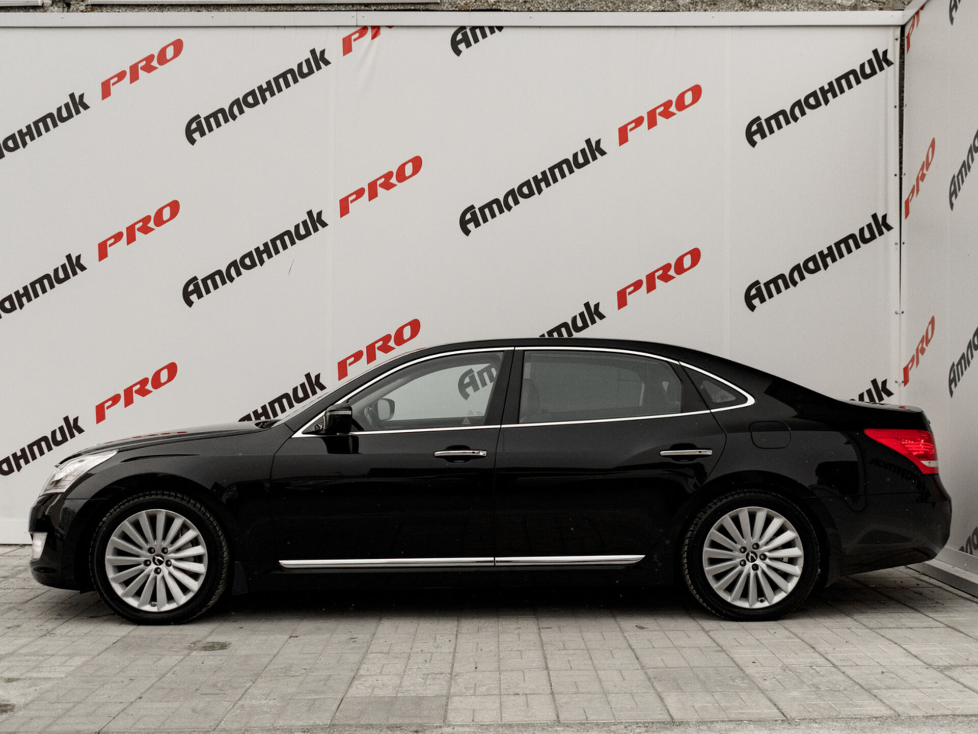 Купить Hyundai Equus 5.0 AT (430 л.с.), 2015 в Екатеренбурге