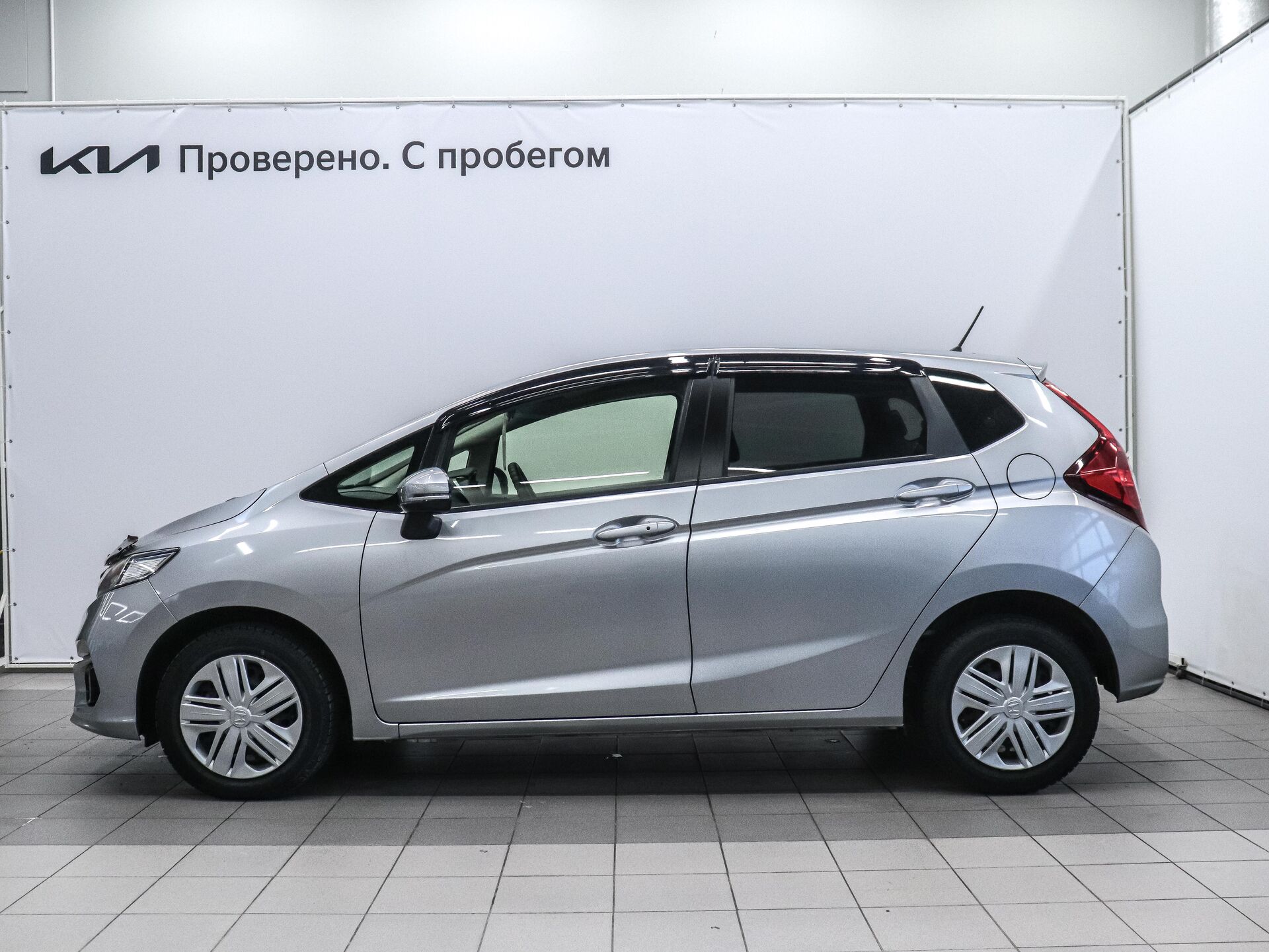 Honda Fit 2019 6