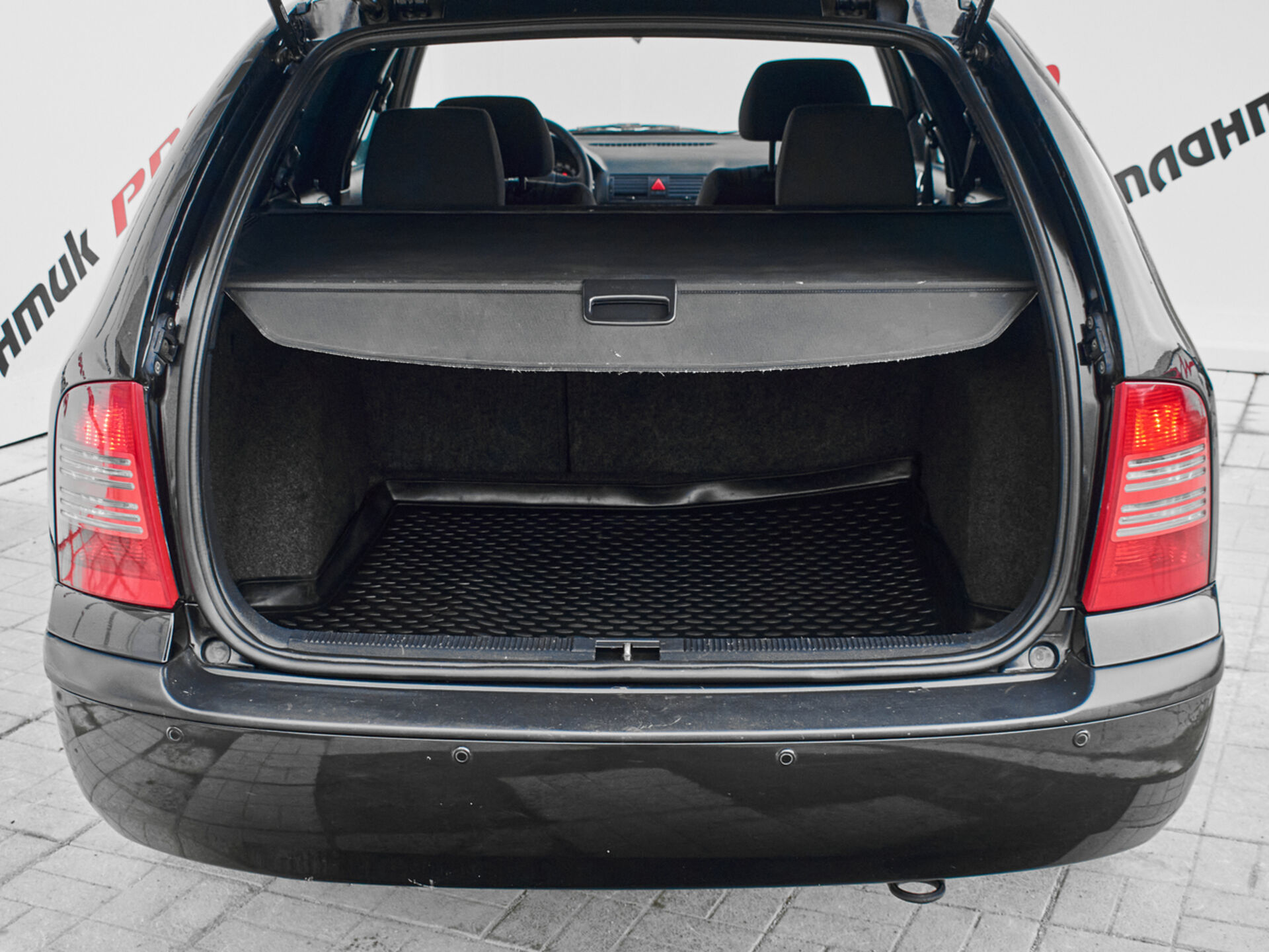 Купить Skoda Octavia 1.6 MT (102 л.с.), 2008 в Екатеренбурге