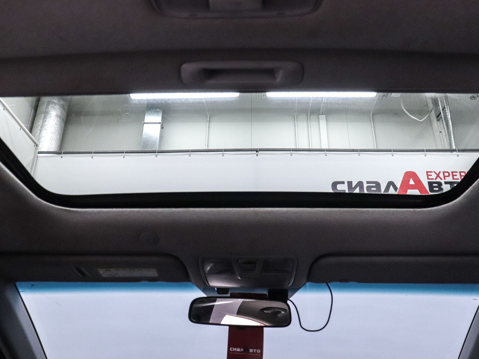 Hyundai Avante 2012 23