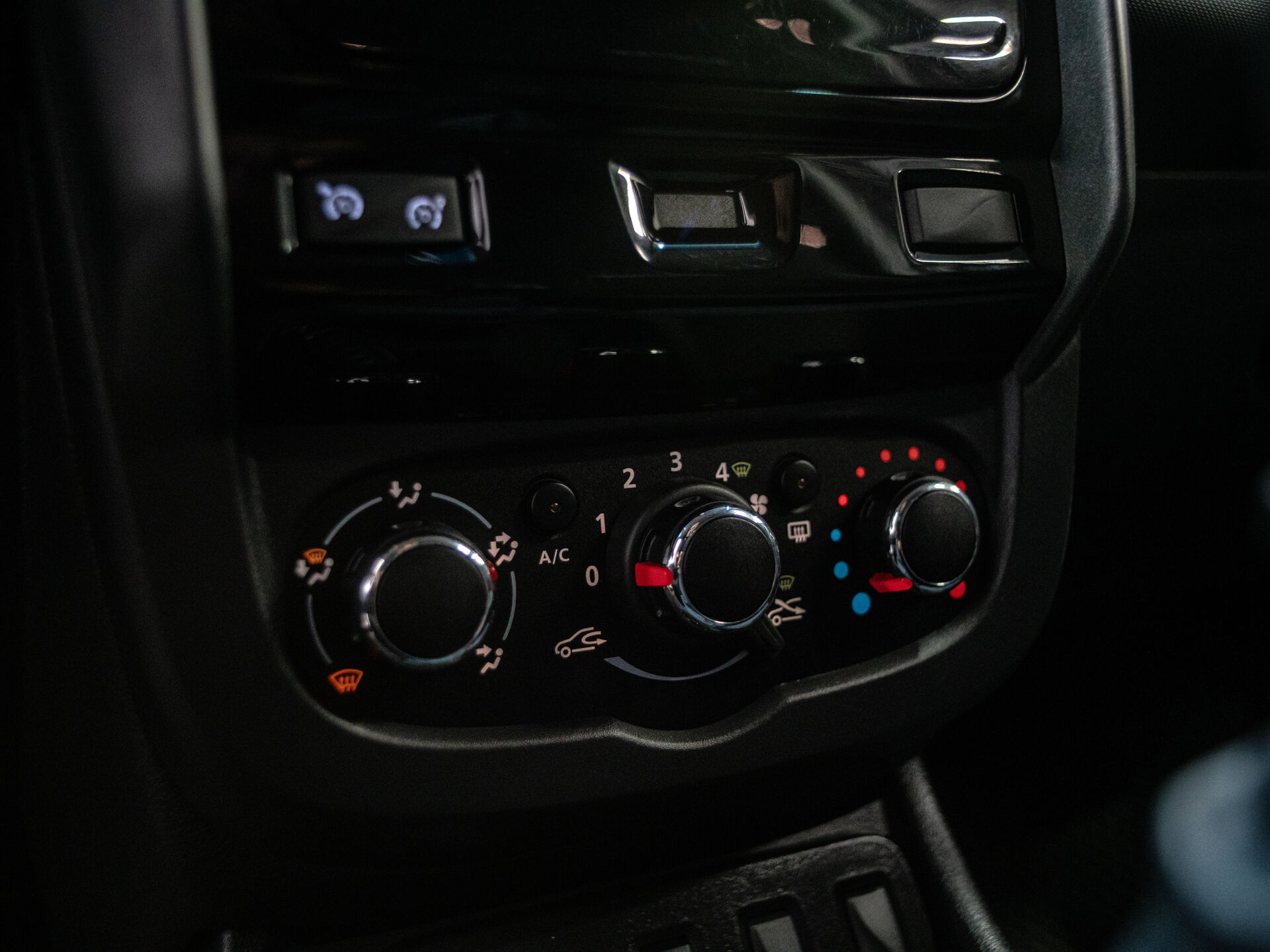 Renault Duster 2019 14