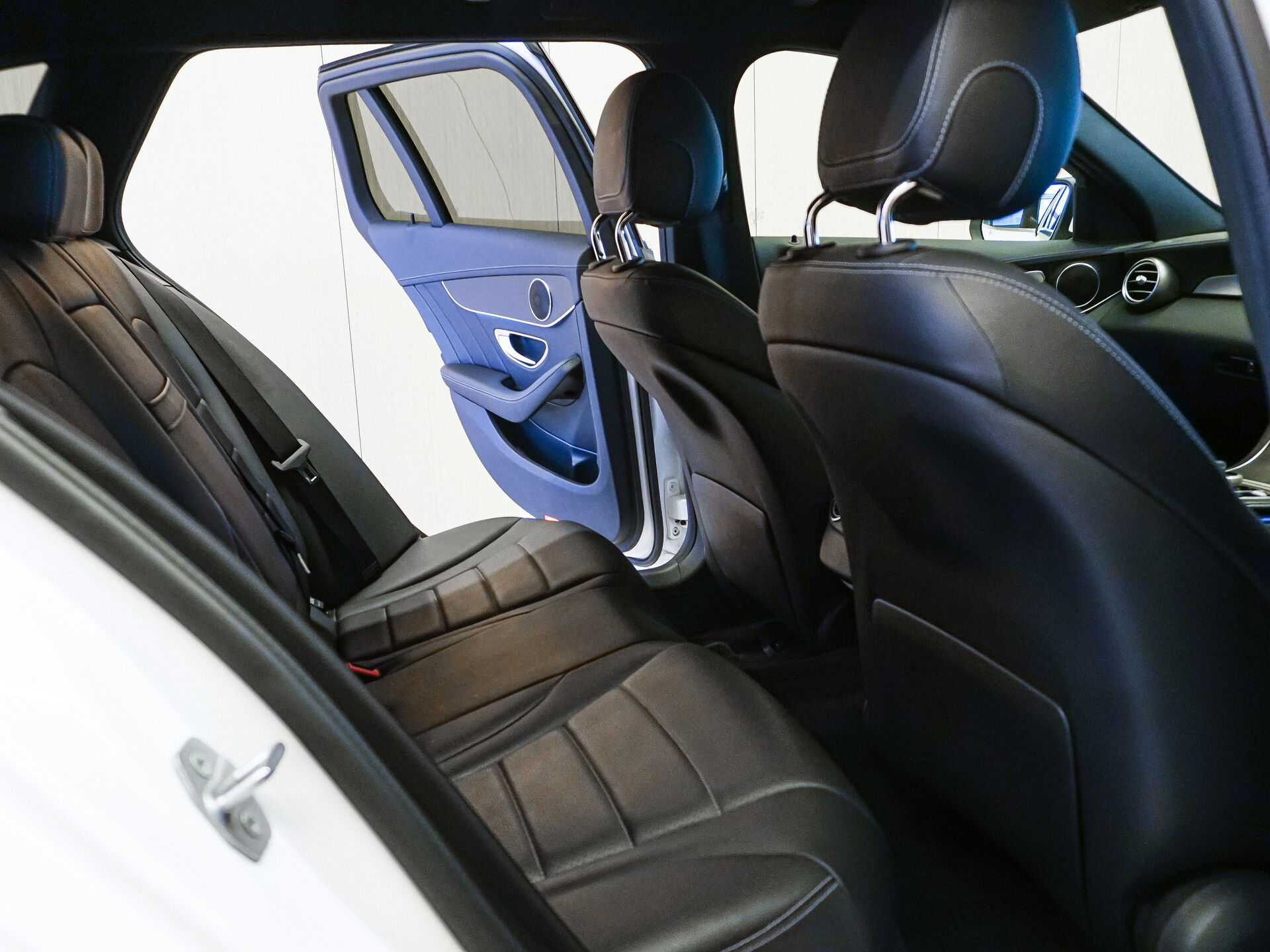 Mercedes-Benz C-Класс 2016 30