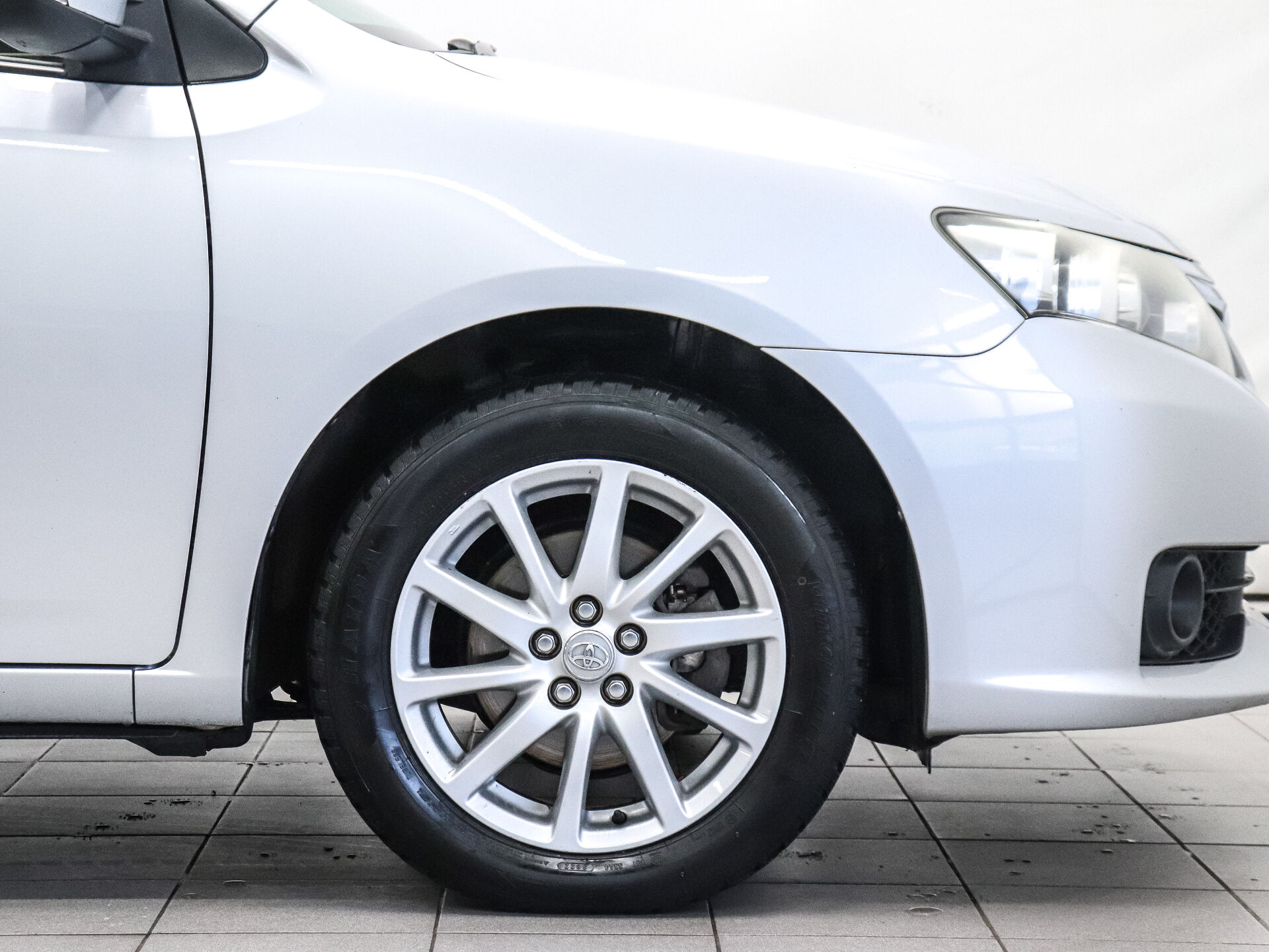 Toyota Allion 2014 27